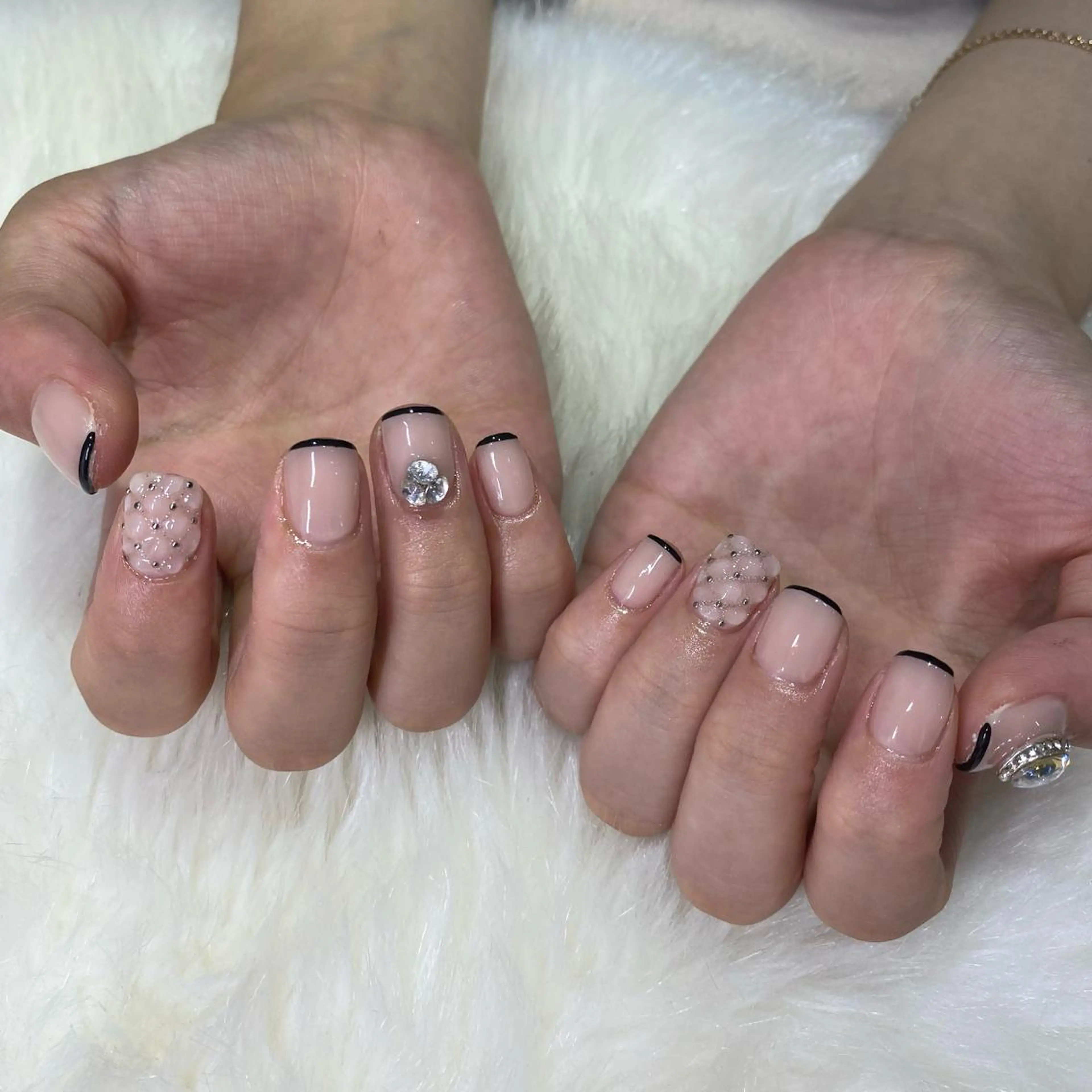 ネイル ハンドネイル Amber21.所属・Nagahama Akariのネイルデザイン