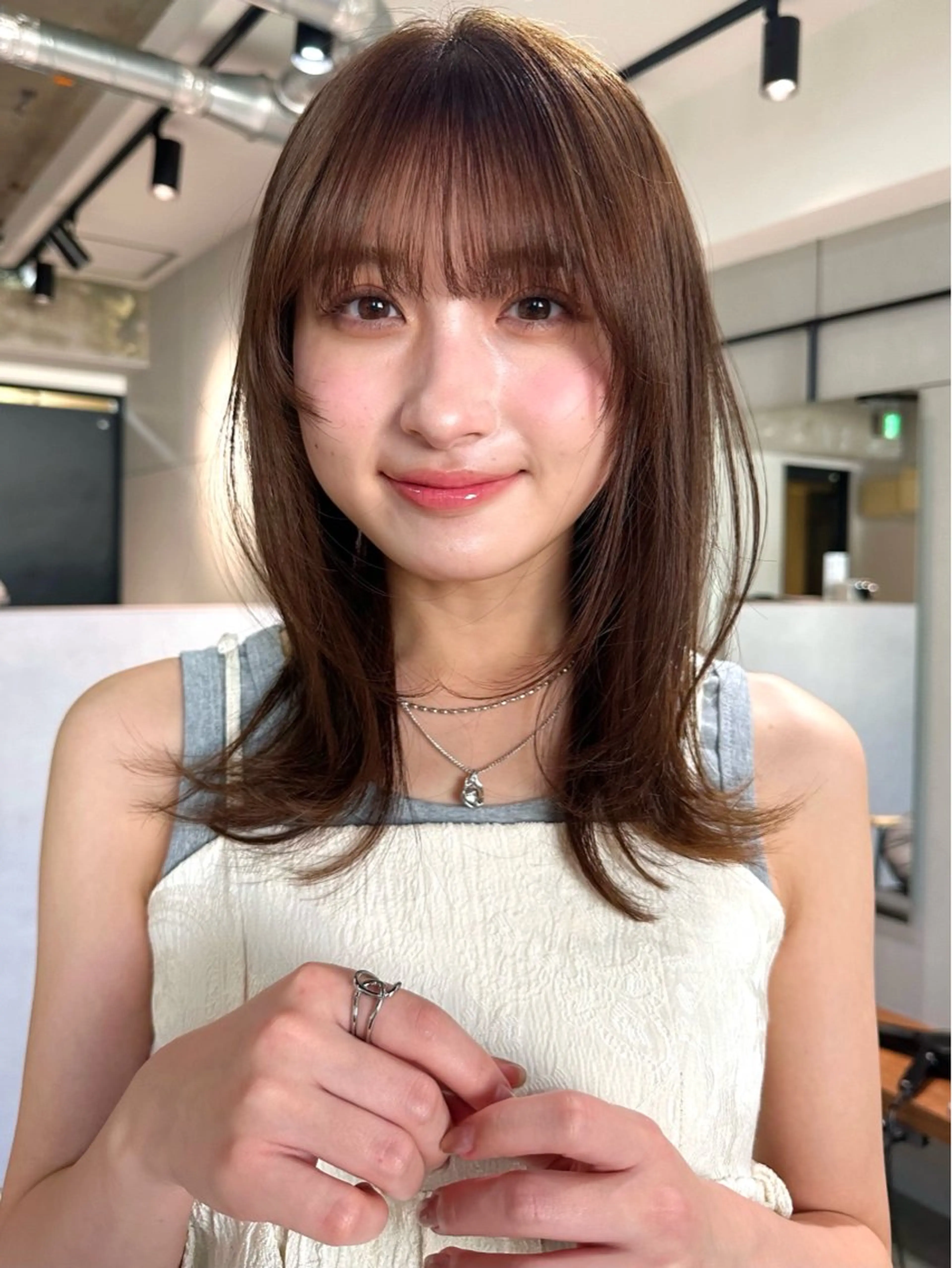 ミディアム カラー パーマ 🫧小顔×似合わせ× 透明感カラー🫧のヘアスタイル