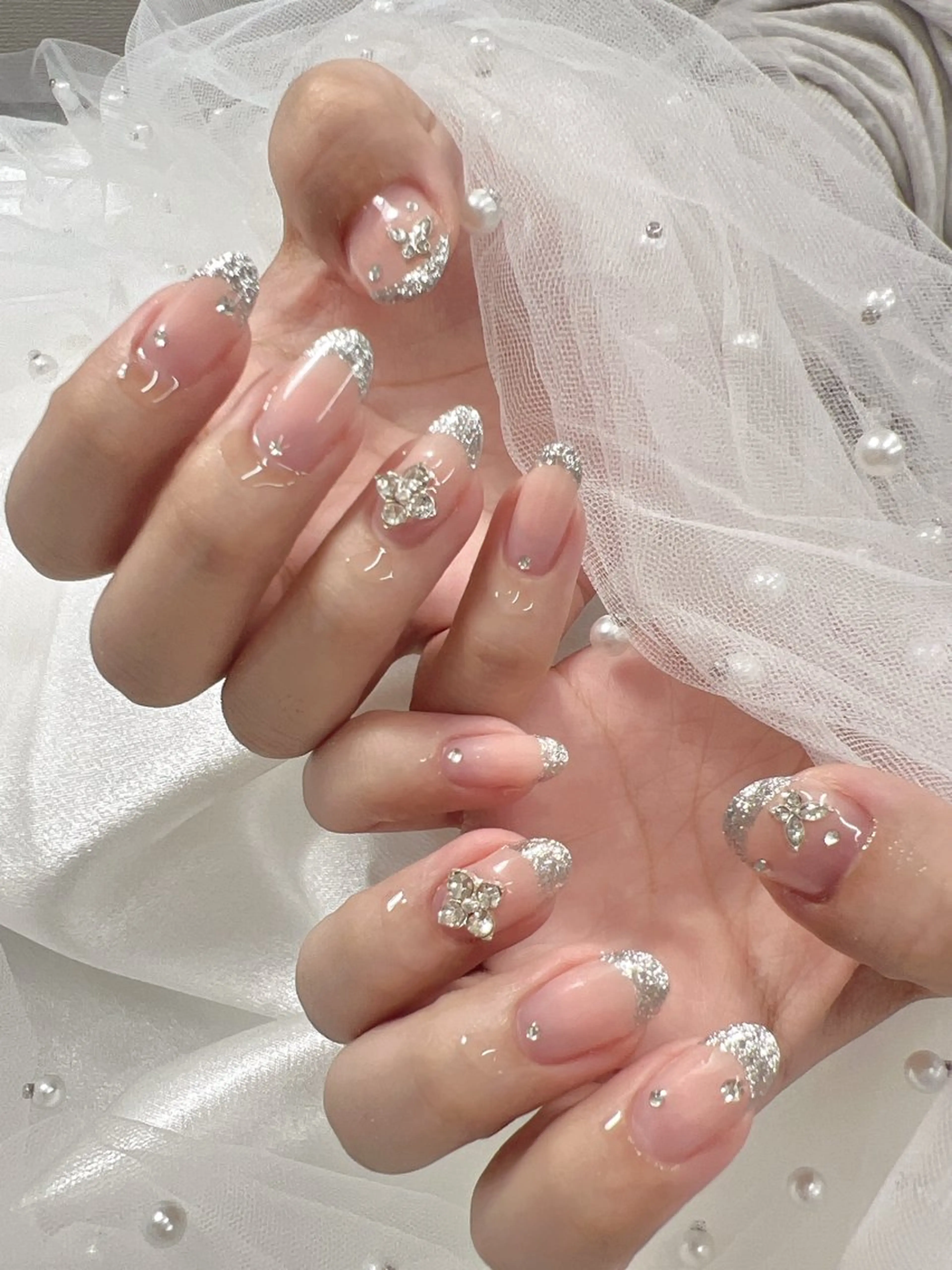 ネイル フレンチネイル ラメ(グリッター) ハンドネイル bijou nails所属・bijou nails　蓮のネイルデザイン