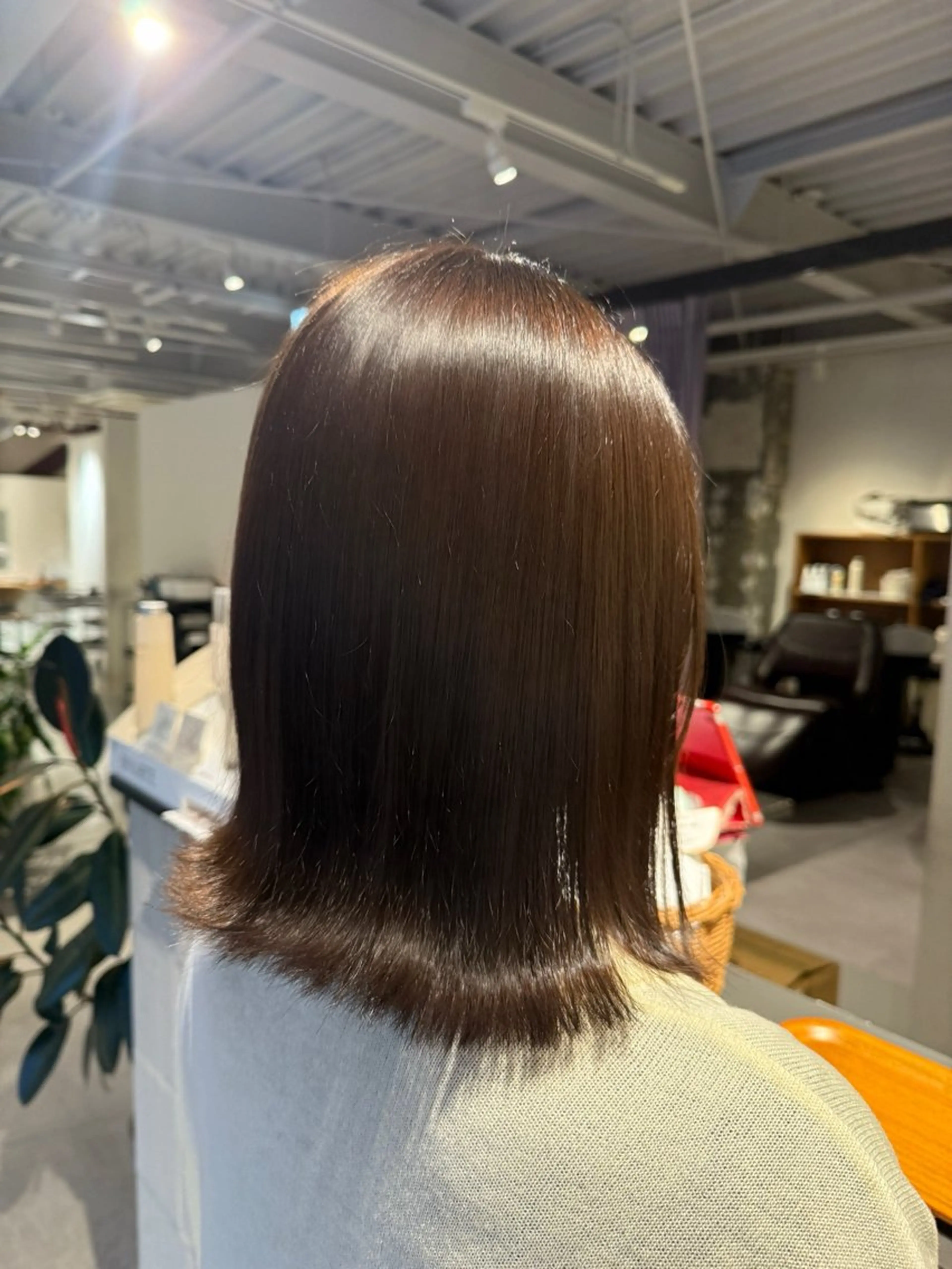 ミディアム 井手上 陽菜のヘアスタイル