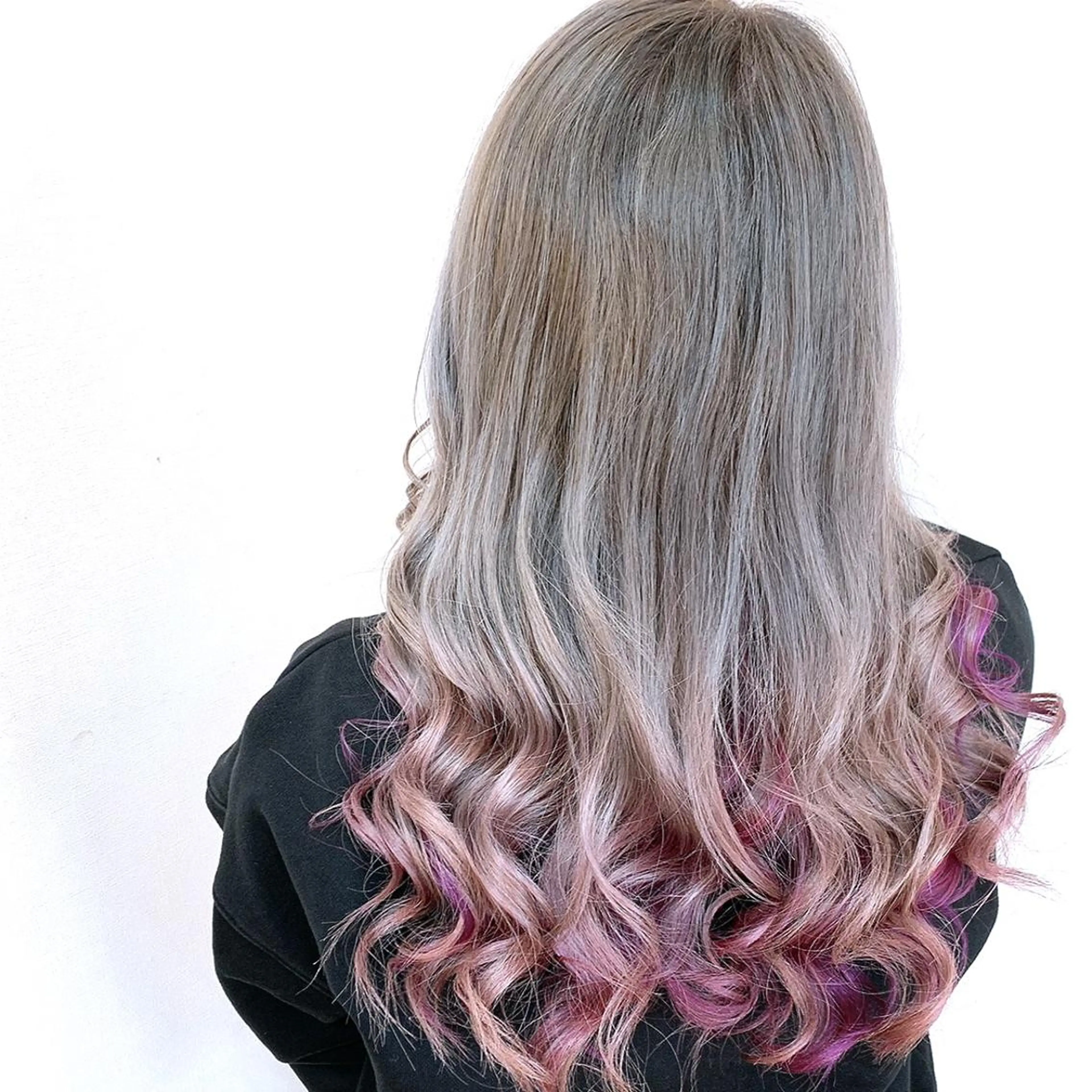 ロング カラー 🫧ウルフカット/ 畑中結衣🫧のヘアスタイル