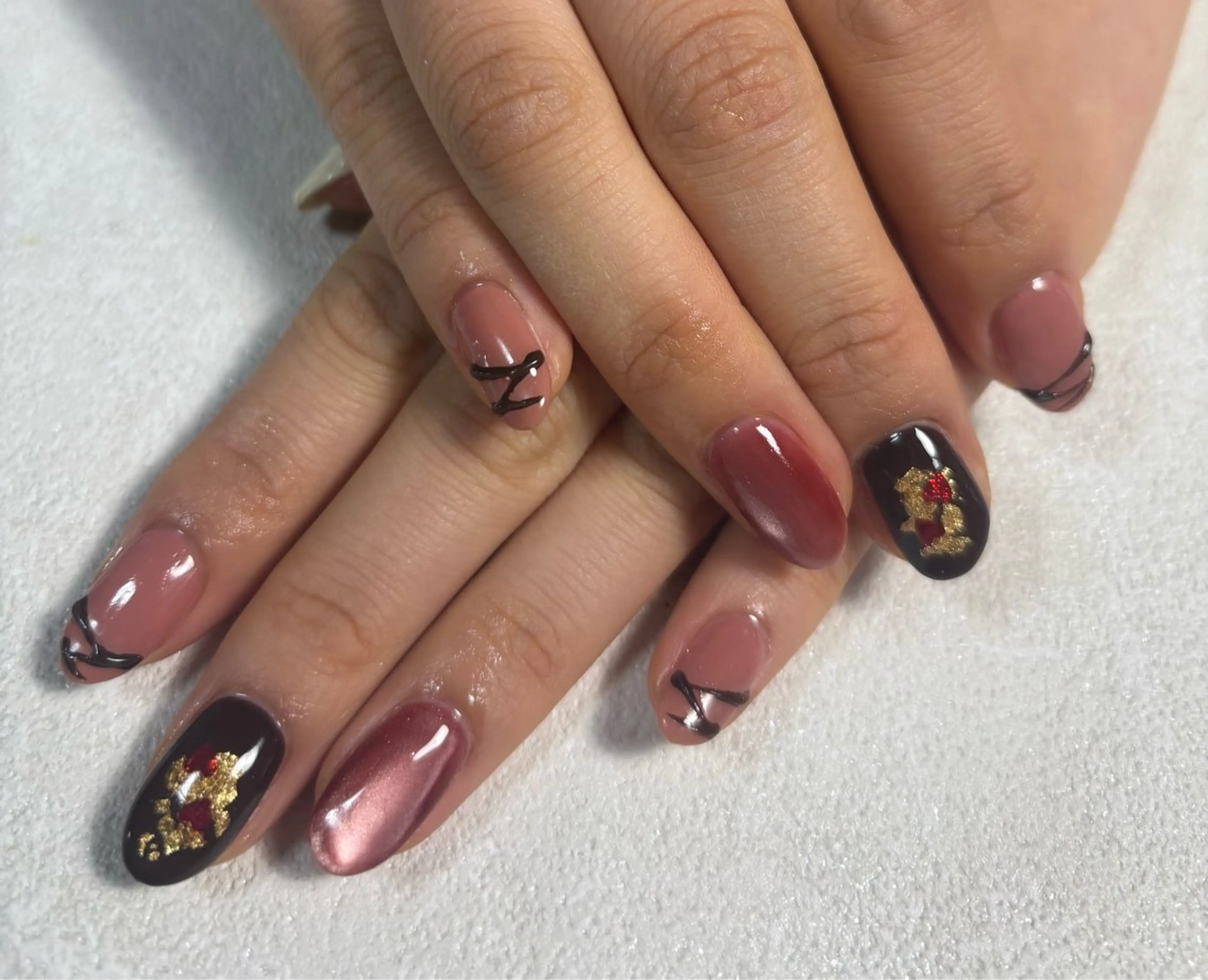 ネイル オーロラネイル フットネイル フレンチネイル ジェルネイル ハート ハンドネイル kiki nail たまプラーザのネイルデザイン