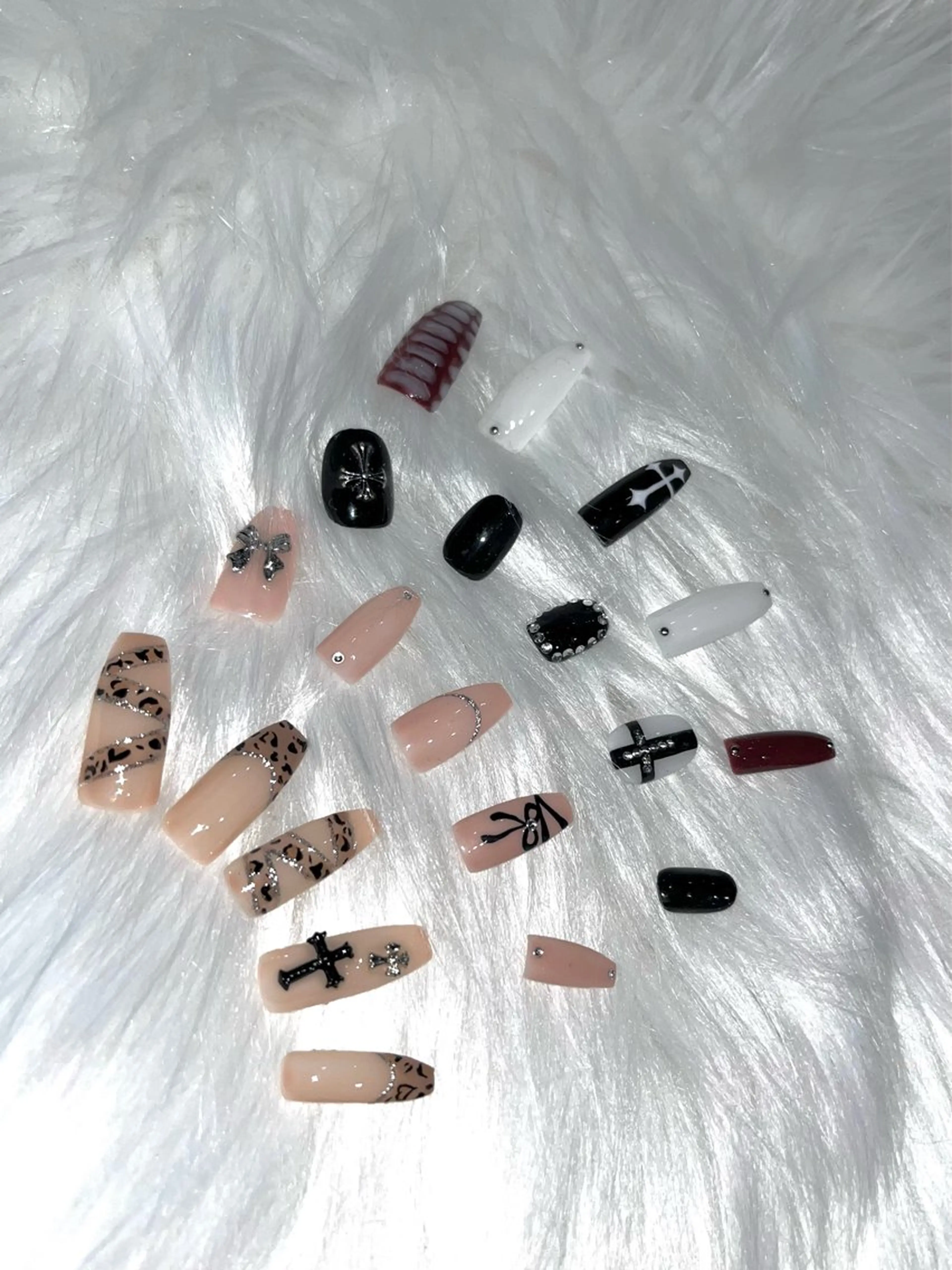 ネイル ISLAND TOKYO所属・ISLAND ONISHIのマツエク・マツパデザイン