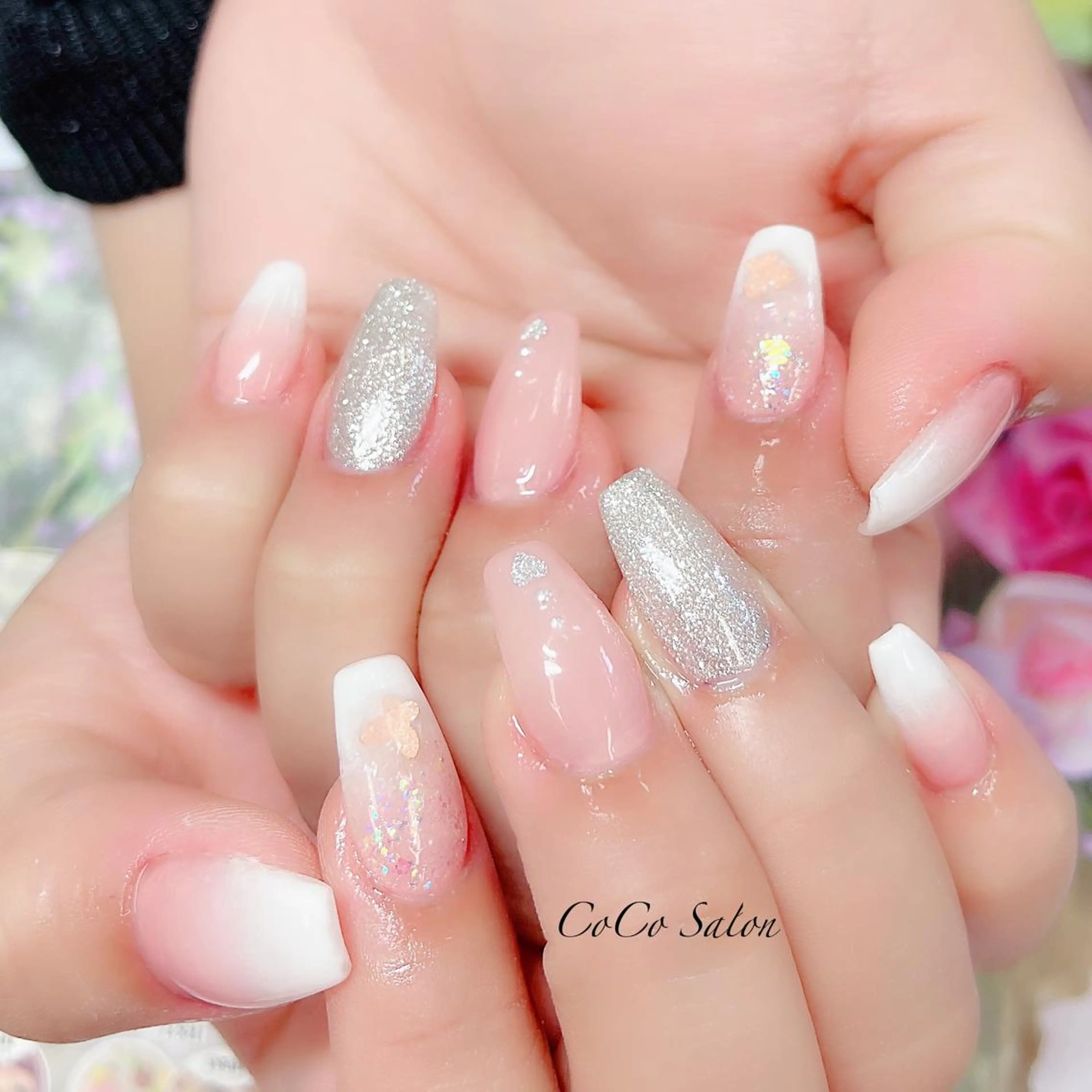 ネイル 長さ出し ジェルネイル グラデーション ハート ホログラムネイル ハンドネイル CoCoSalon ネイル/まつ毛予約のネイルデザイン