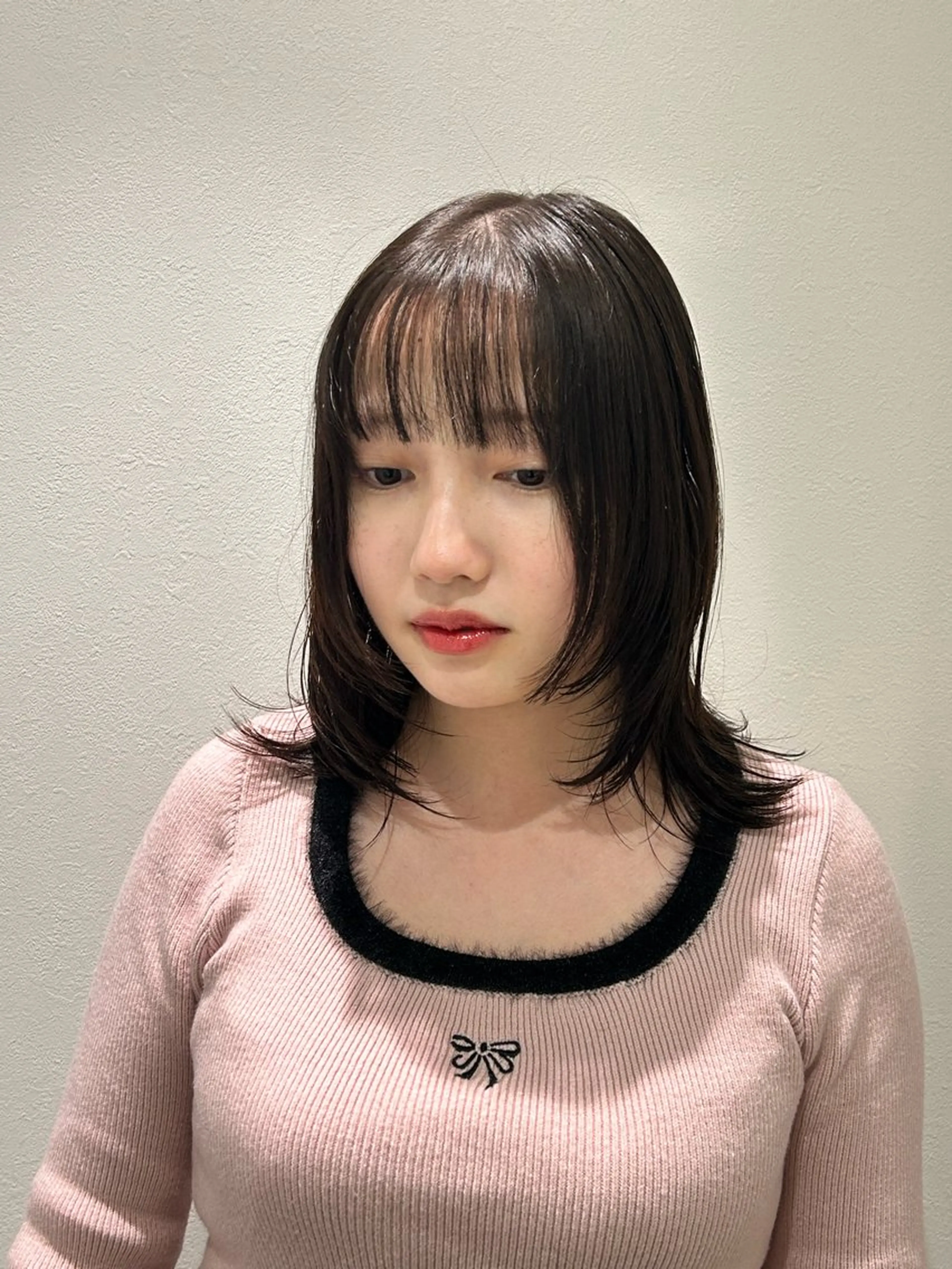 ミディアム カラー デザインカラー インナーカラー 顔まわりレイヤー 顔周りカット 韓国風ヘア 🐺青木光太朗 ウルフ/レイヤー🐺のヘアスタイル