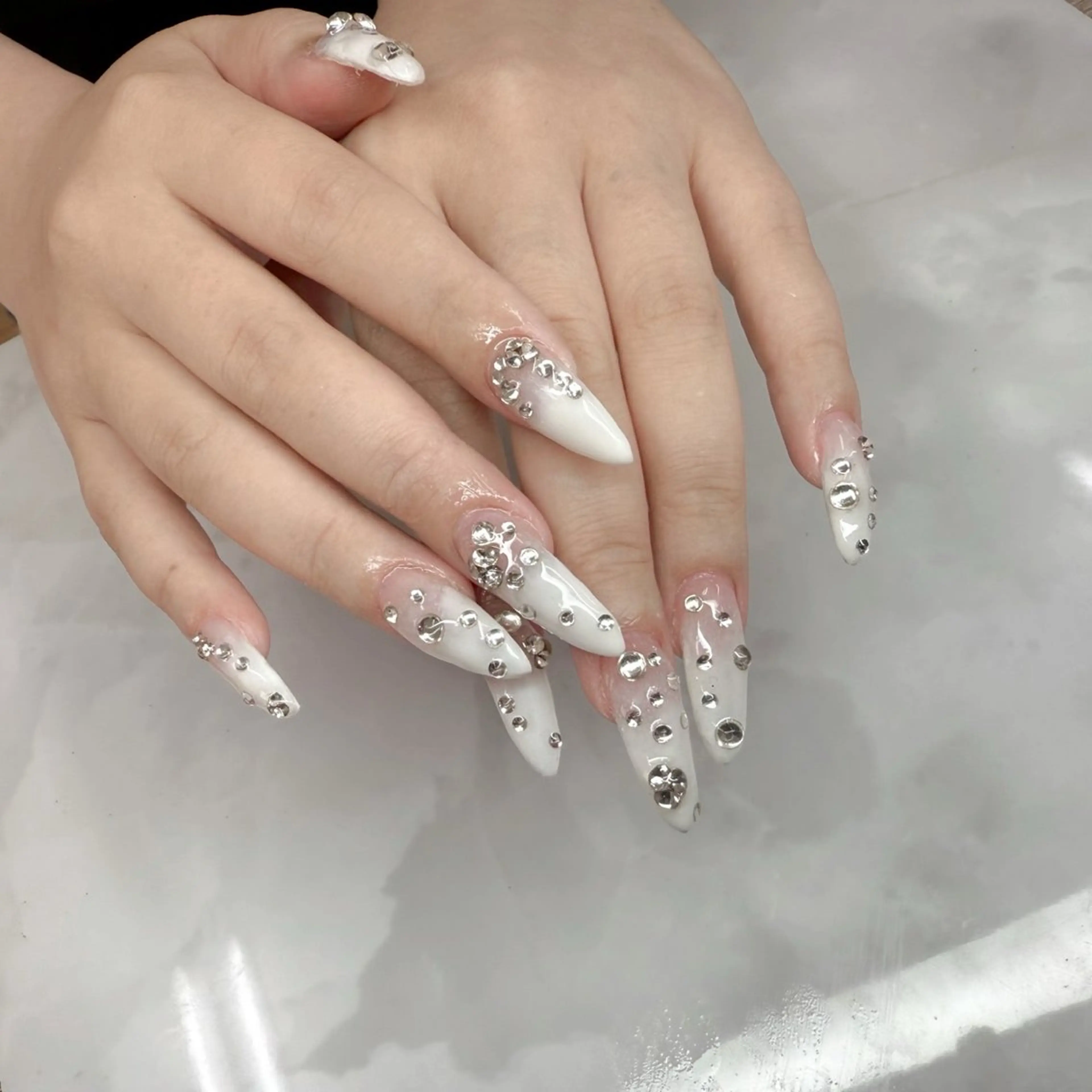 ネイル ハンドネイル Msalon所属・渡久地 夢のネイルデザイン