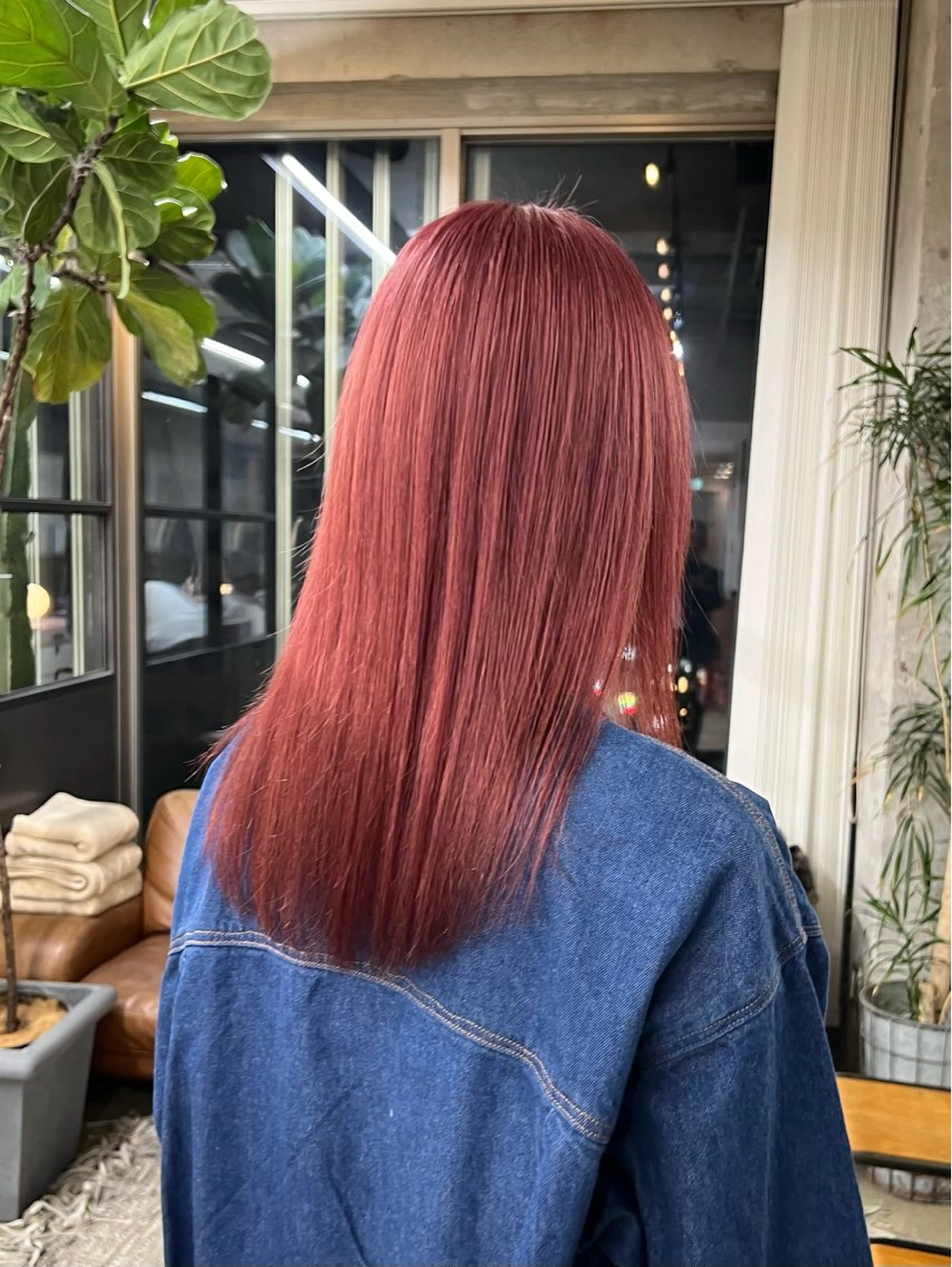 ロング カラー ブリーチ レッドカラー カット ヘアカラー トリートメント era所属・azumi/ボブ/暖 色/オリーブ/縮毛のヘアスタイル