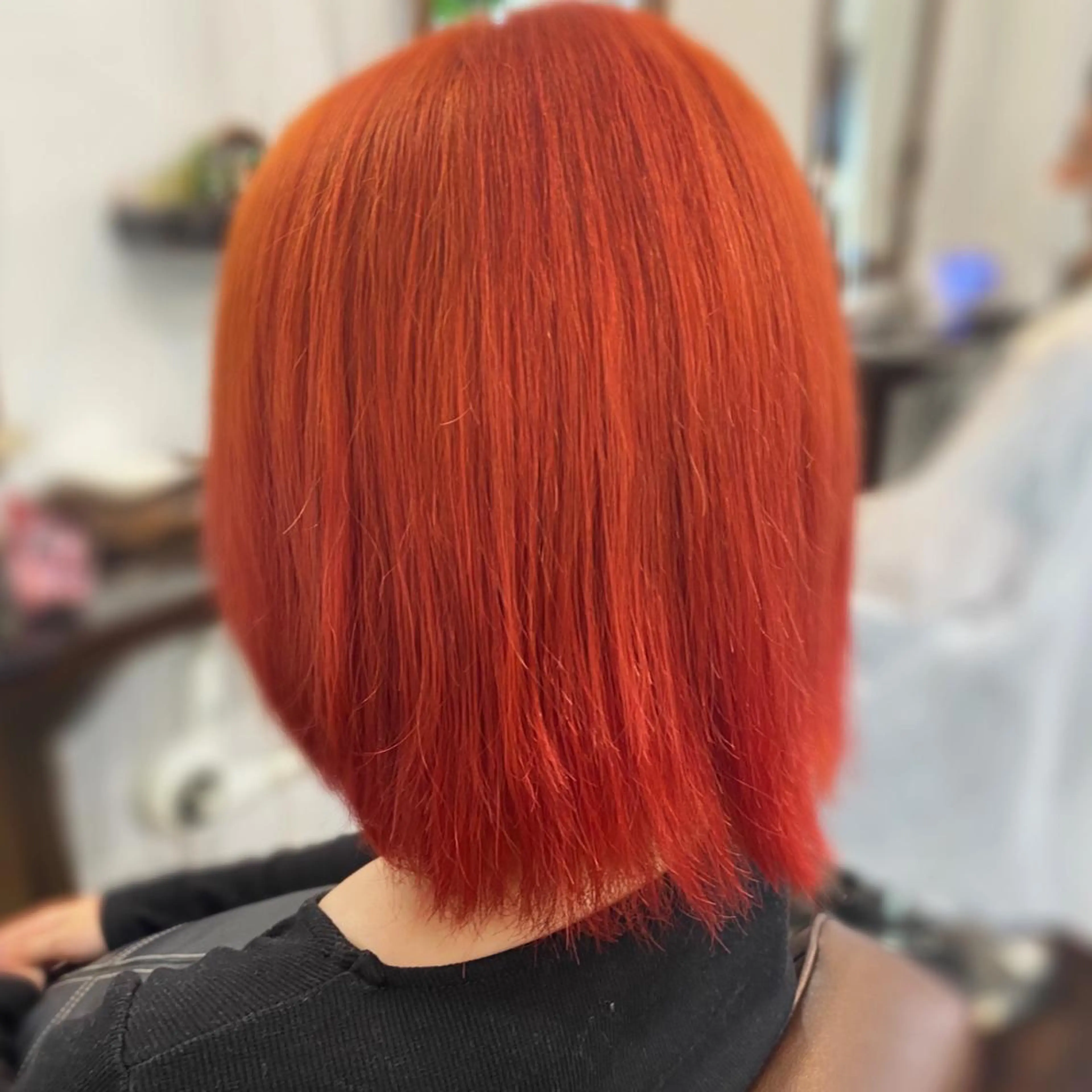 ミディアム カラー ブリーチ オレンジ 菅原 まいのヘアスタイル