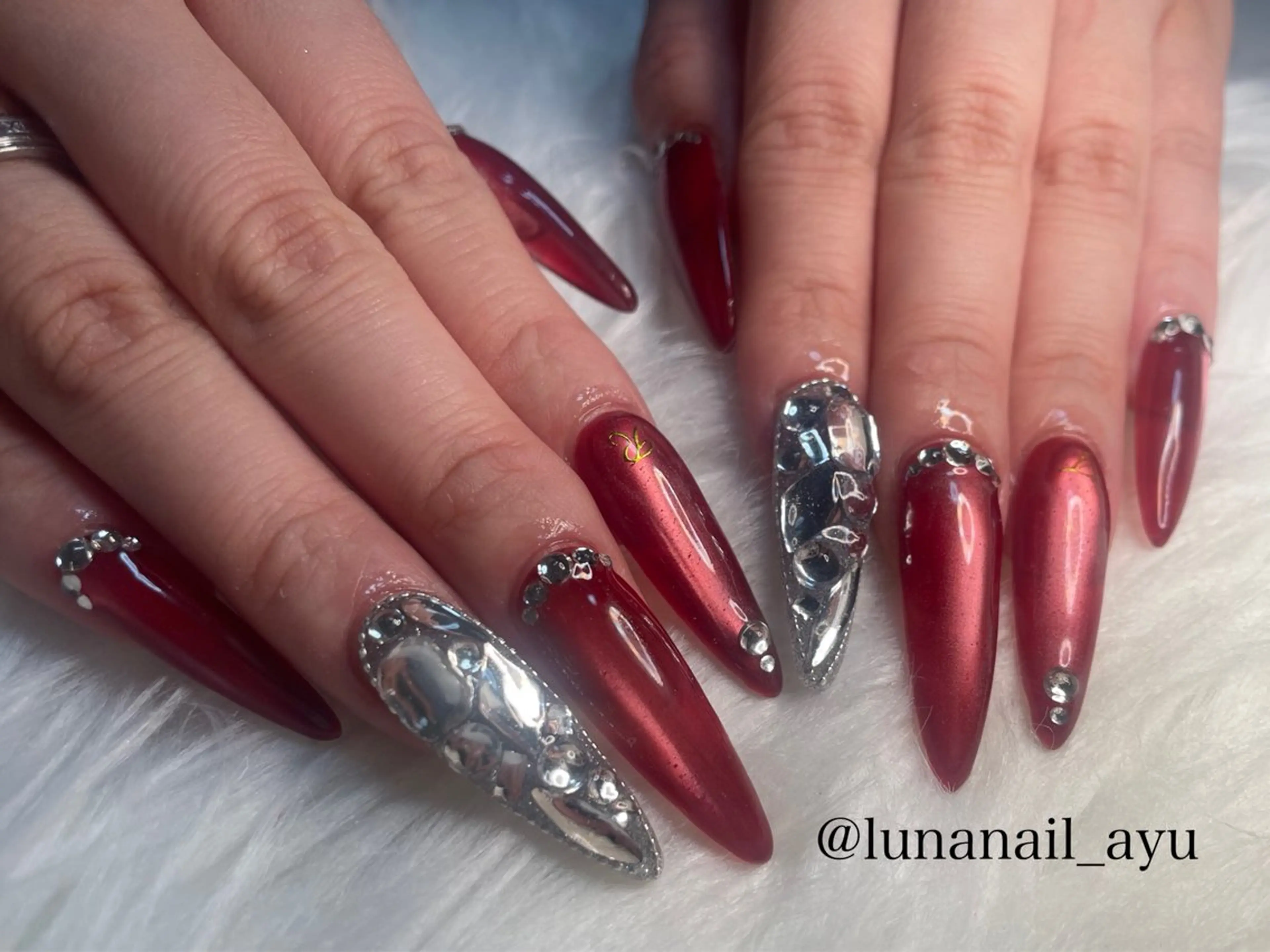 ネイル ロングネイル マグネットネイル スカルプネイル ハンドネイル LUNA NAIL ayuのネイルデザイン