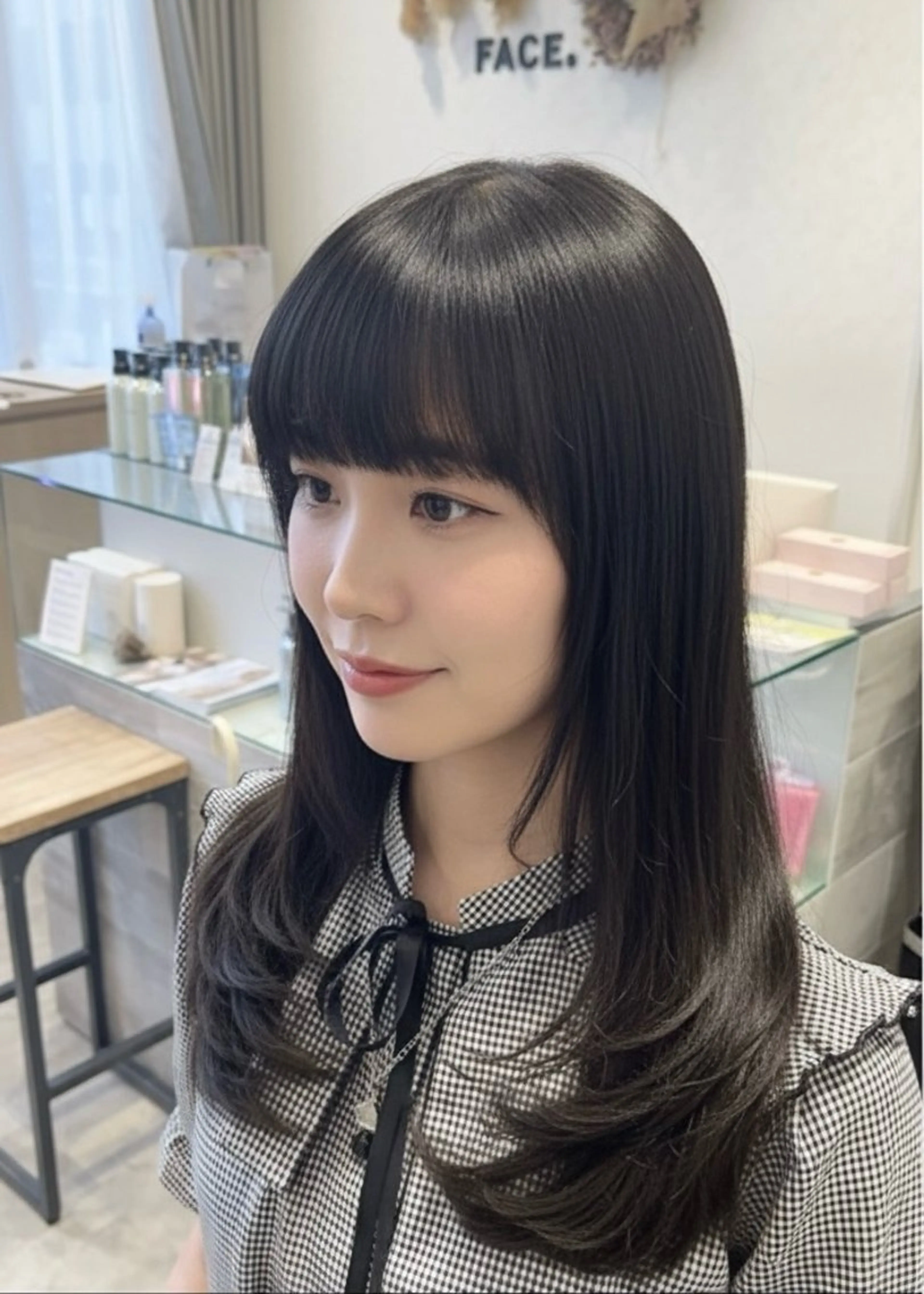 セミロング 似合わせカット 透明感カラー/中野のヘアスタイル