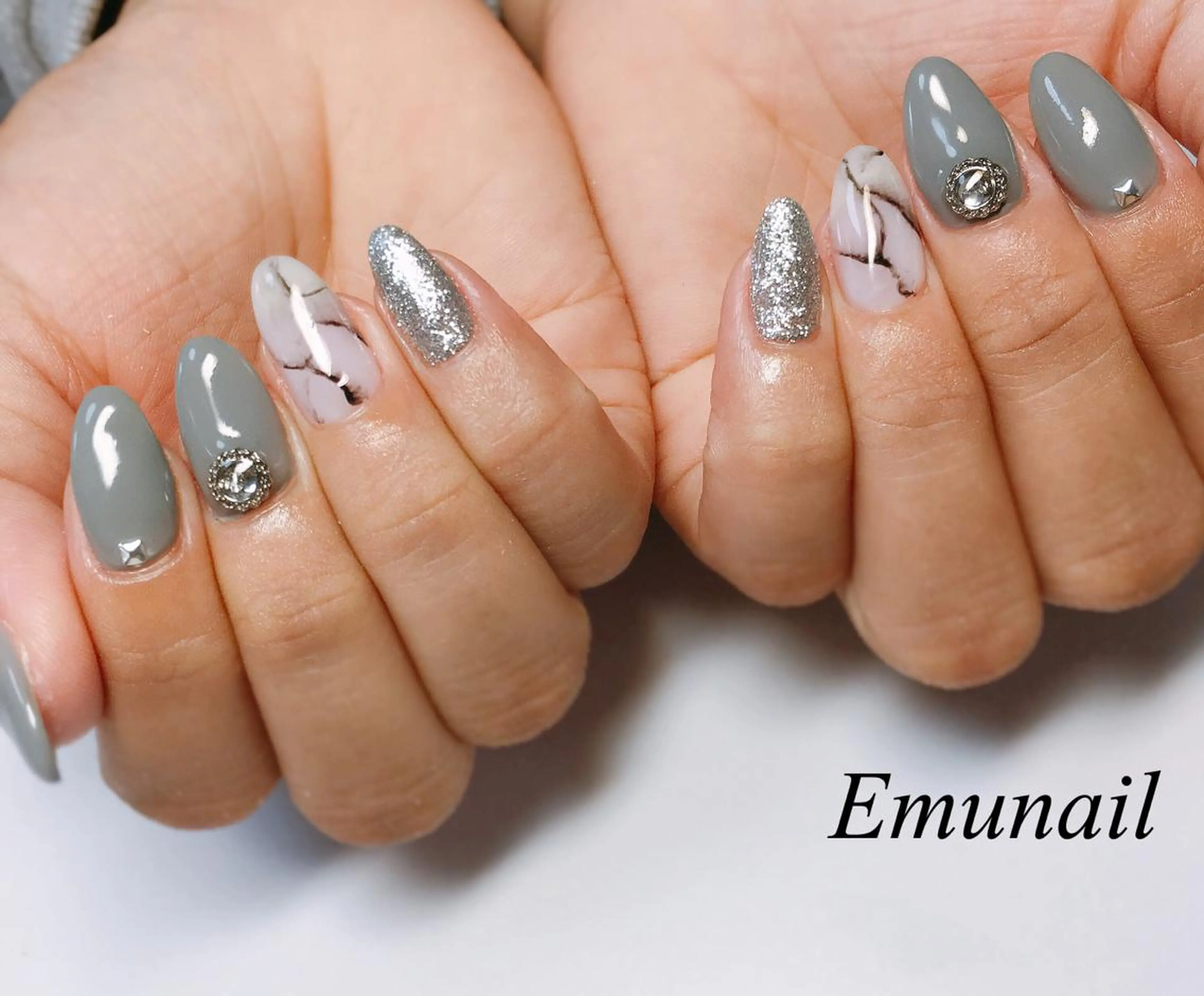 ネイル ハンドネイル Emu Nailのネイルデザイン