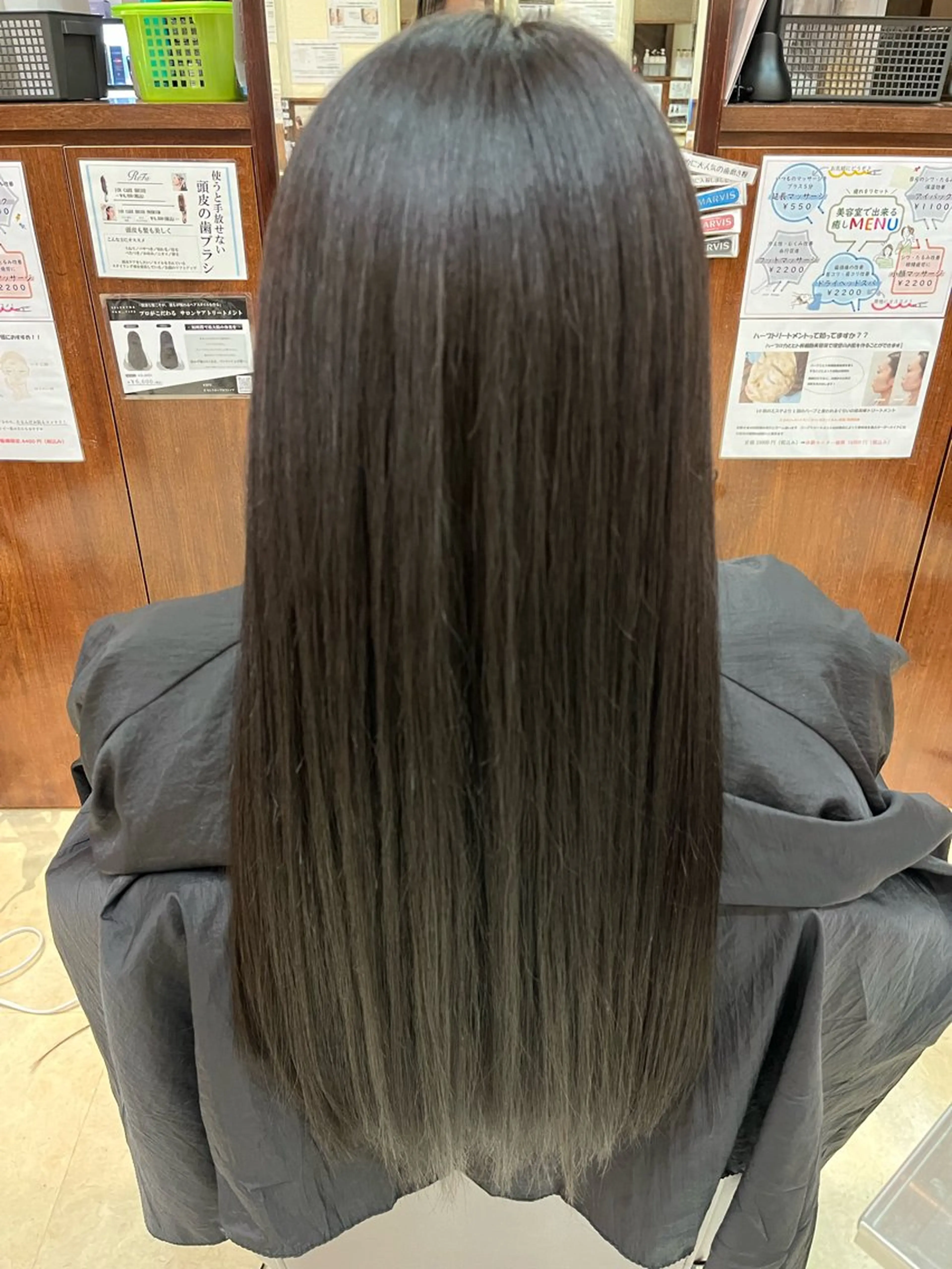 ロング カラー BENI鈎取 kanakoのヘアスタイル