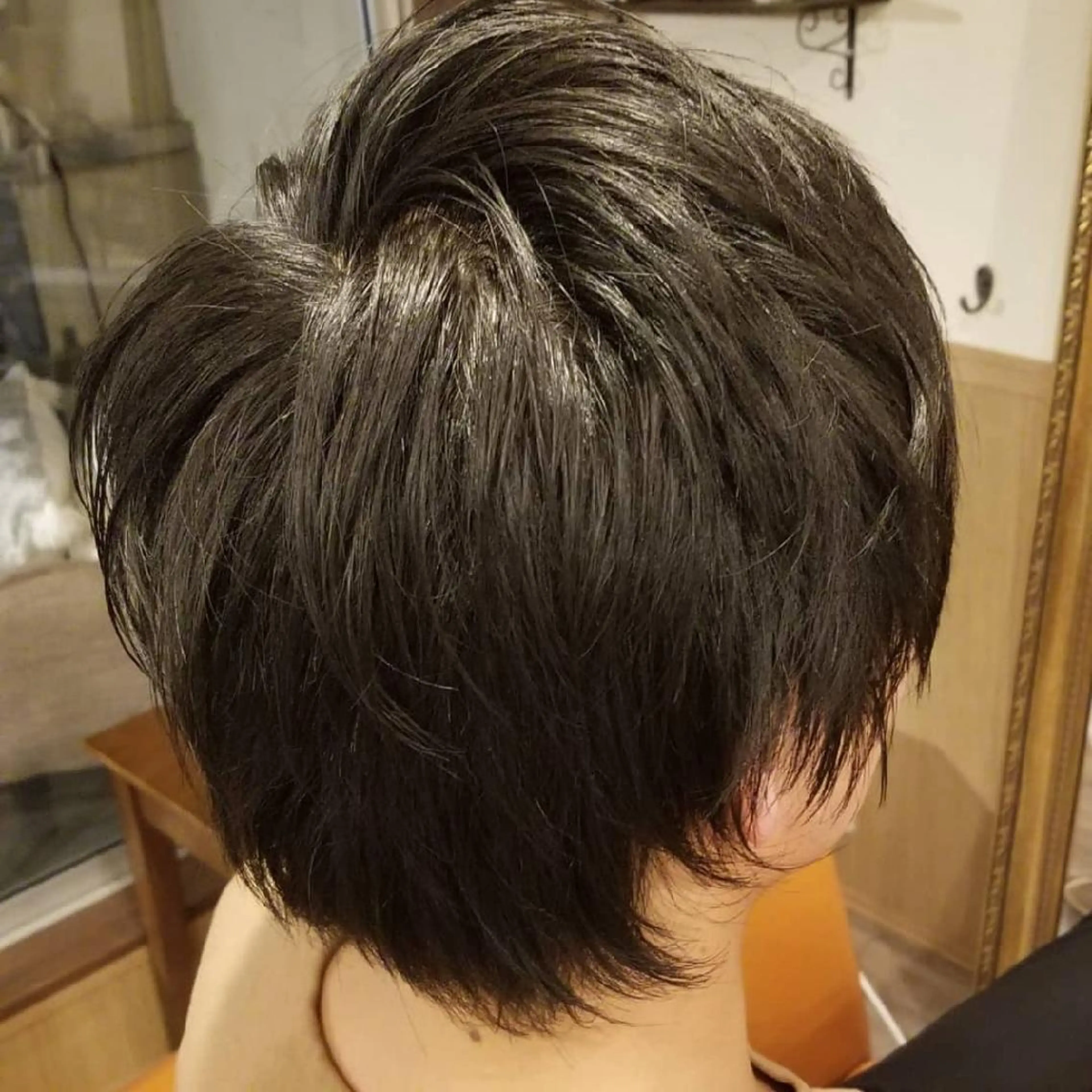 メンズ ショート メンズバレイヤージュ 外国人風カラー レイヤーカット カット spa hair ark 富井直美のヘアスタイル