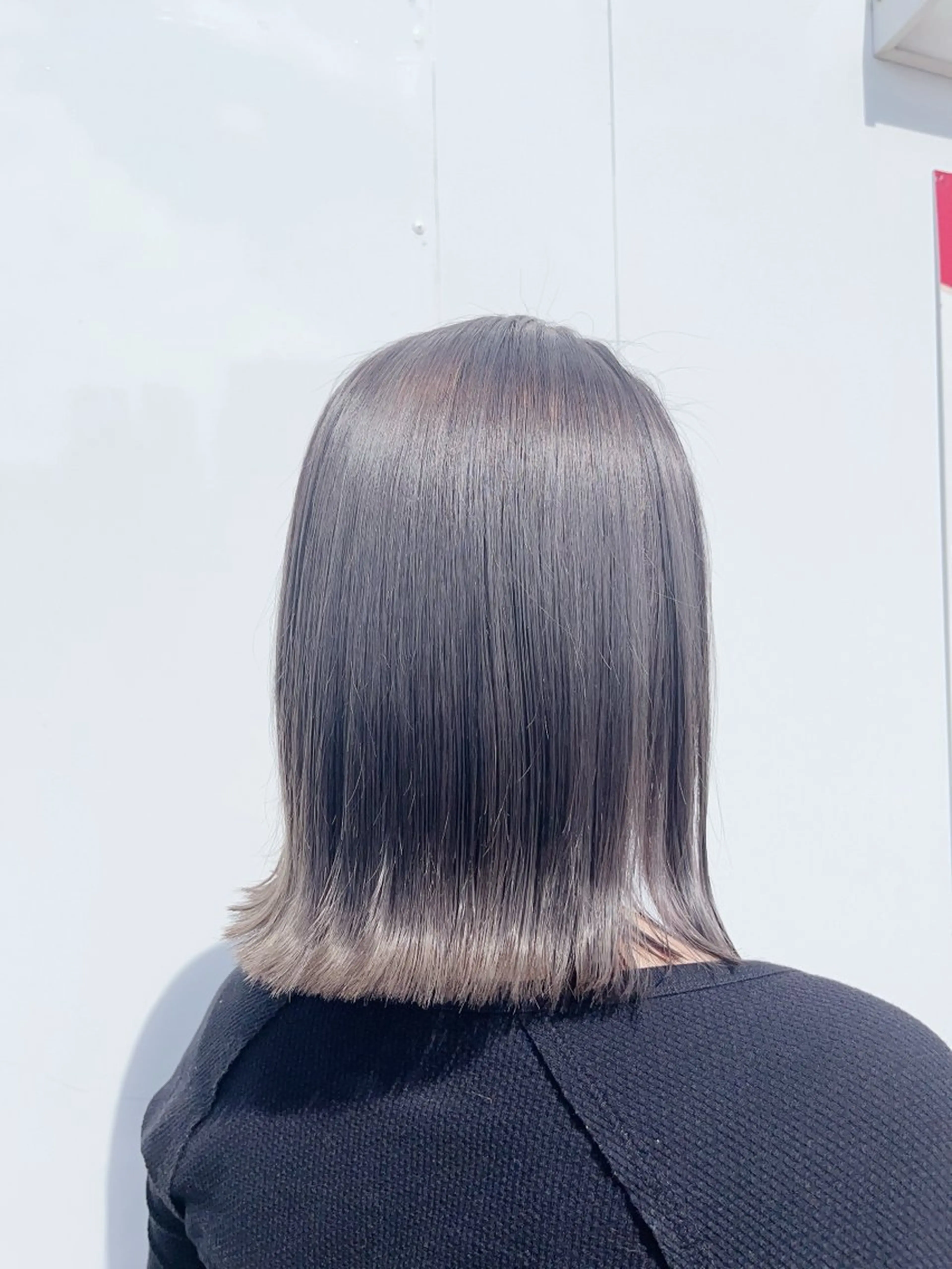 ミディアム カラー ブリーチ シルバー ✨️💎山口 真依💎✨️のヘアスタイル