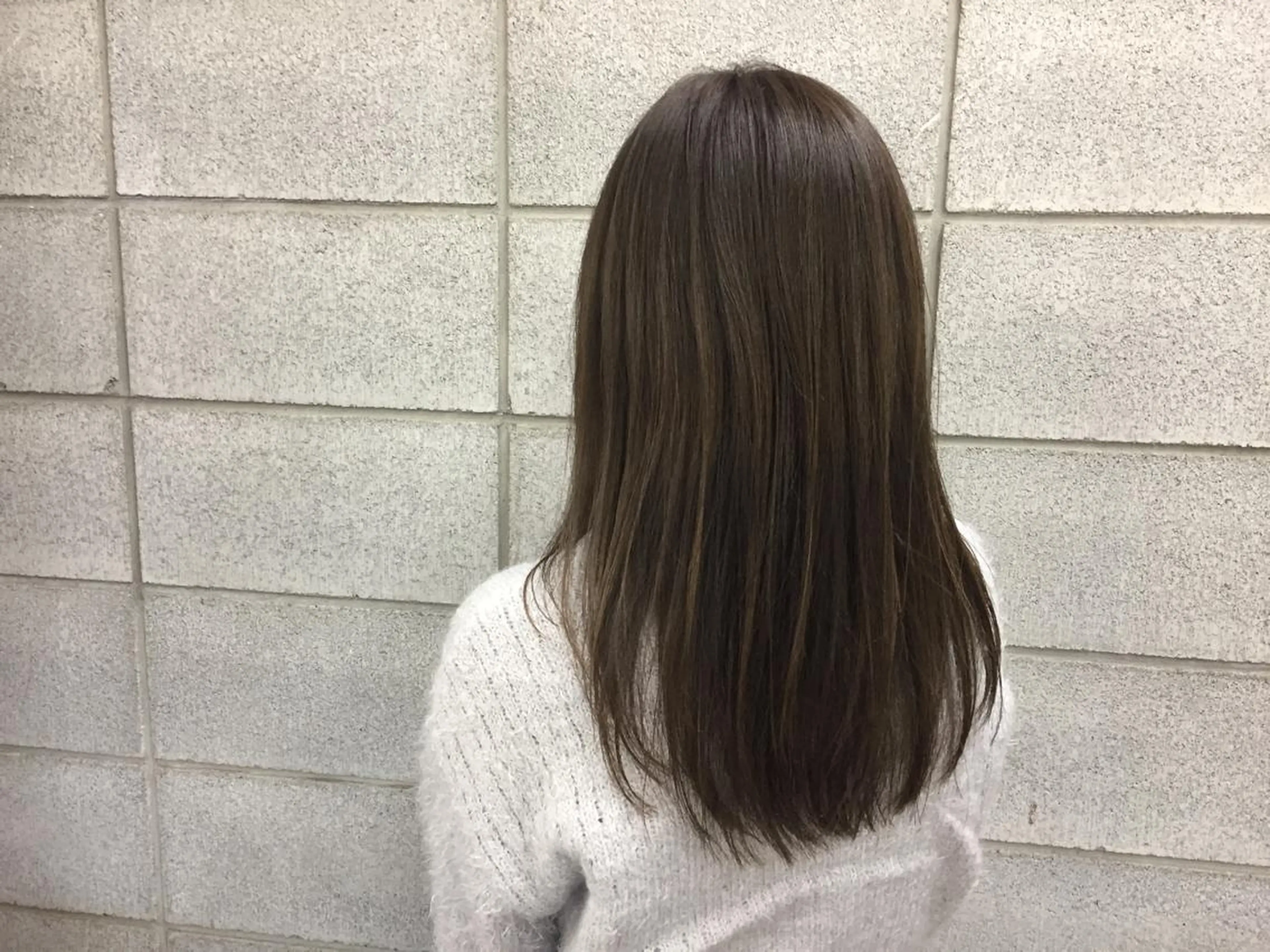 セミロング カラー camillahair所属・ITO YUKIのヘアスタイル