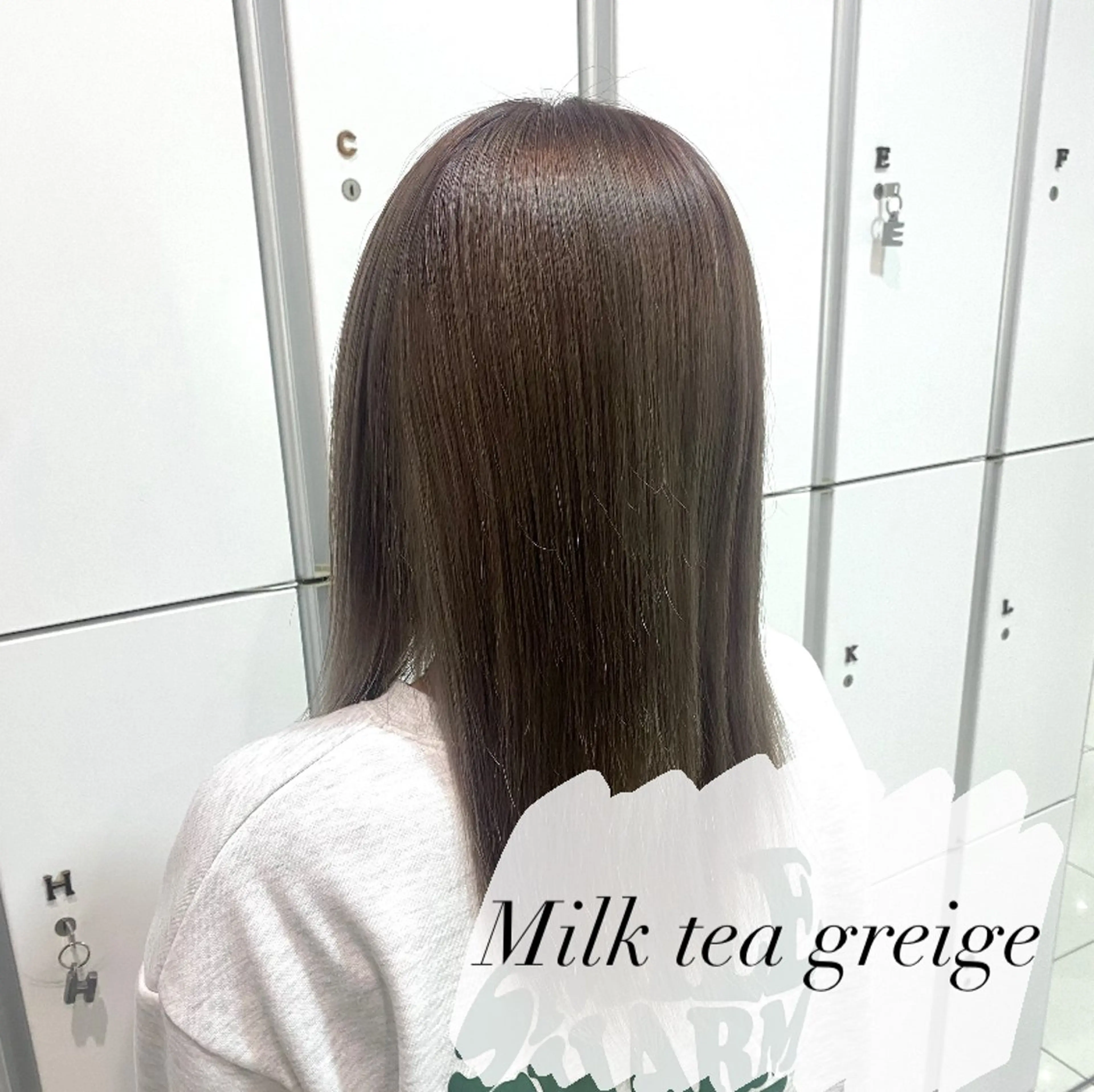 ロング カラー グレージュ ハイトーンカラー ヘアカラー ミルクティーベージュ 暖色カラー/池田麻帆のヘアスタイル