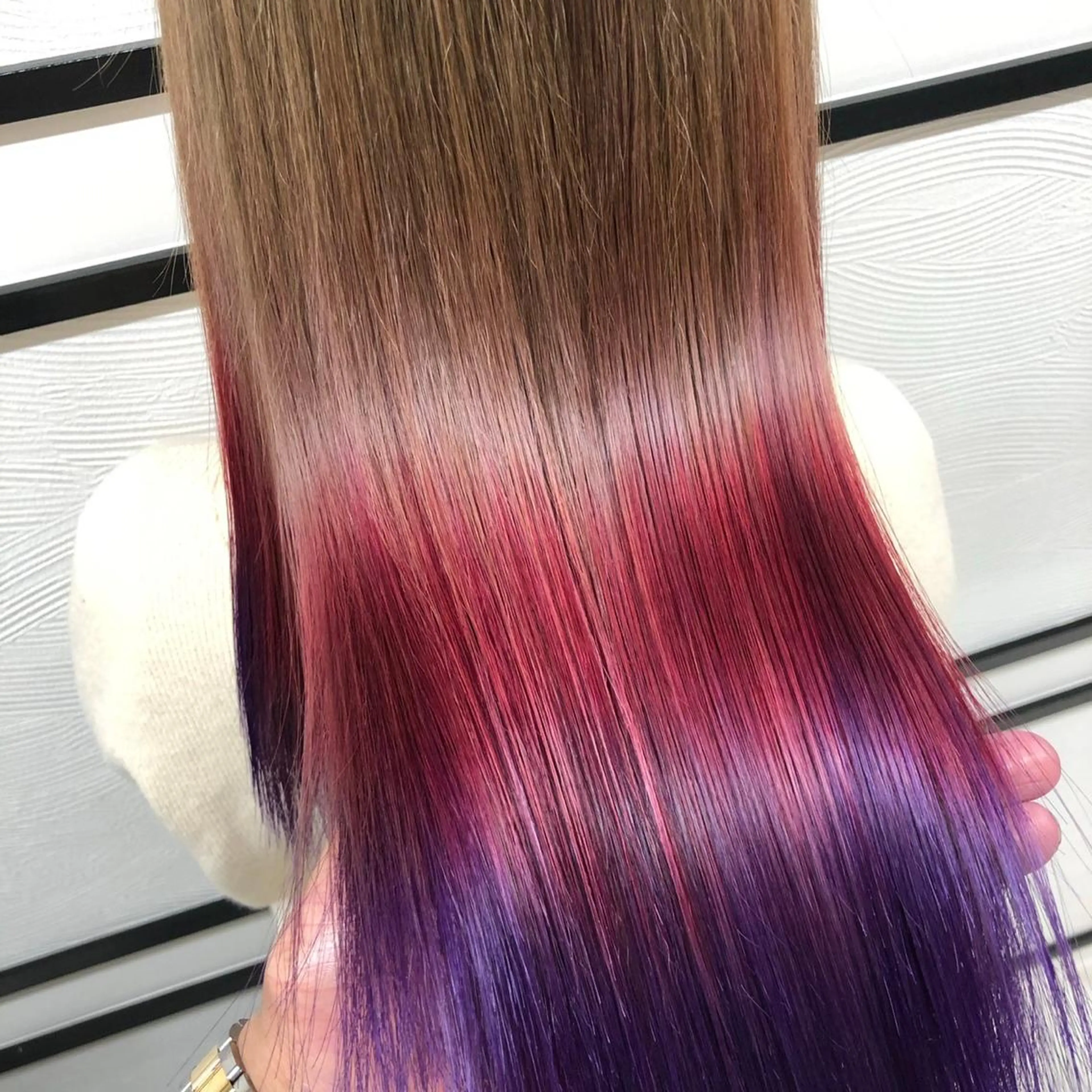 ロング カラー アッシュ ベージュカラー グラデーションカラー ピンクカラー パープルカラー 指名支持率NO.1 スタイリストのヘアスタイル