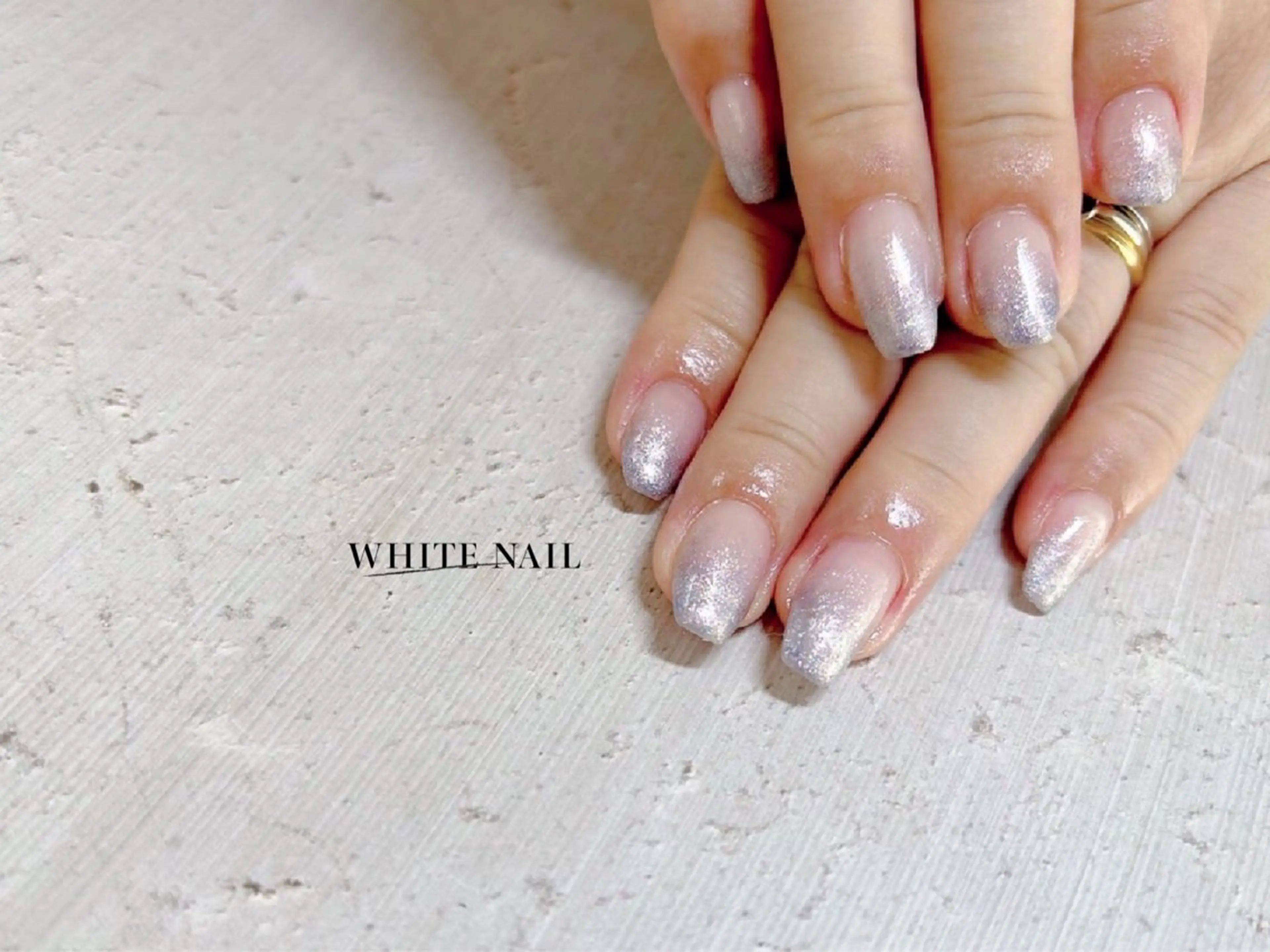 ネイル グラデーション ハンドネイル WHITE NAIL ホワイトネイルのネイルデザイン