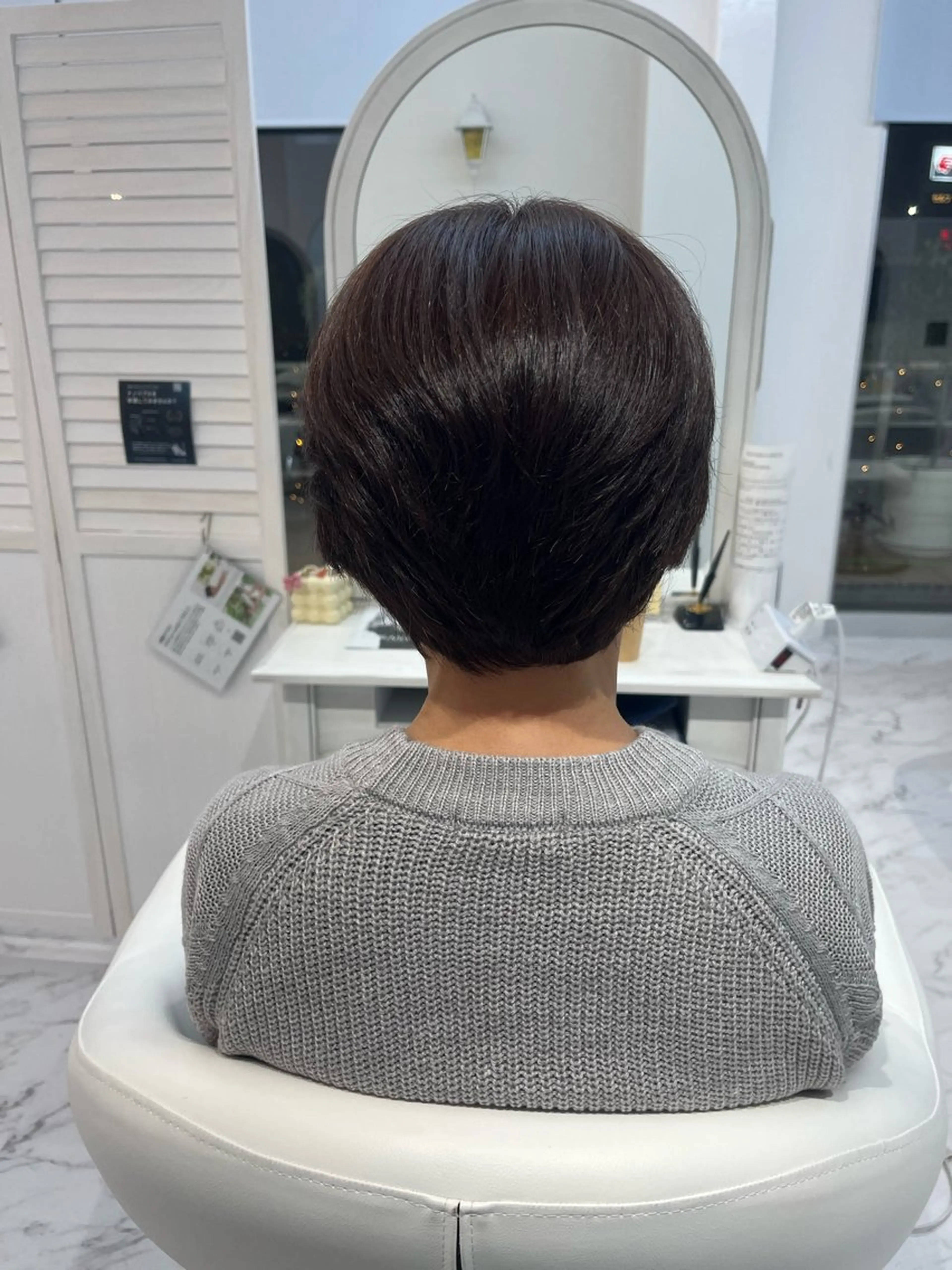 ショート カラー u nagomiのヘアスタイル
