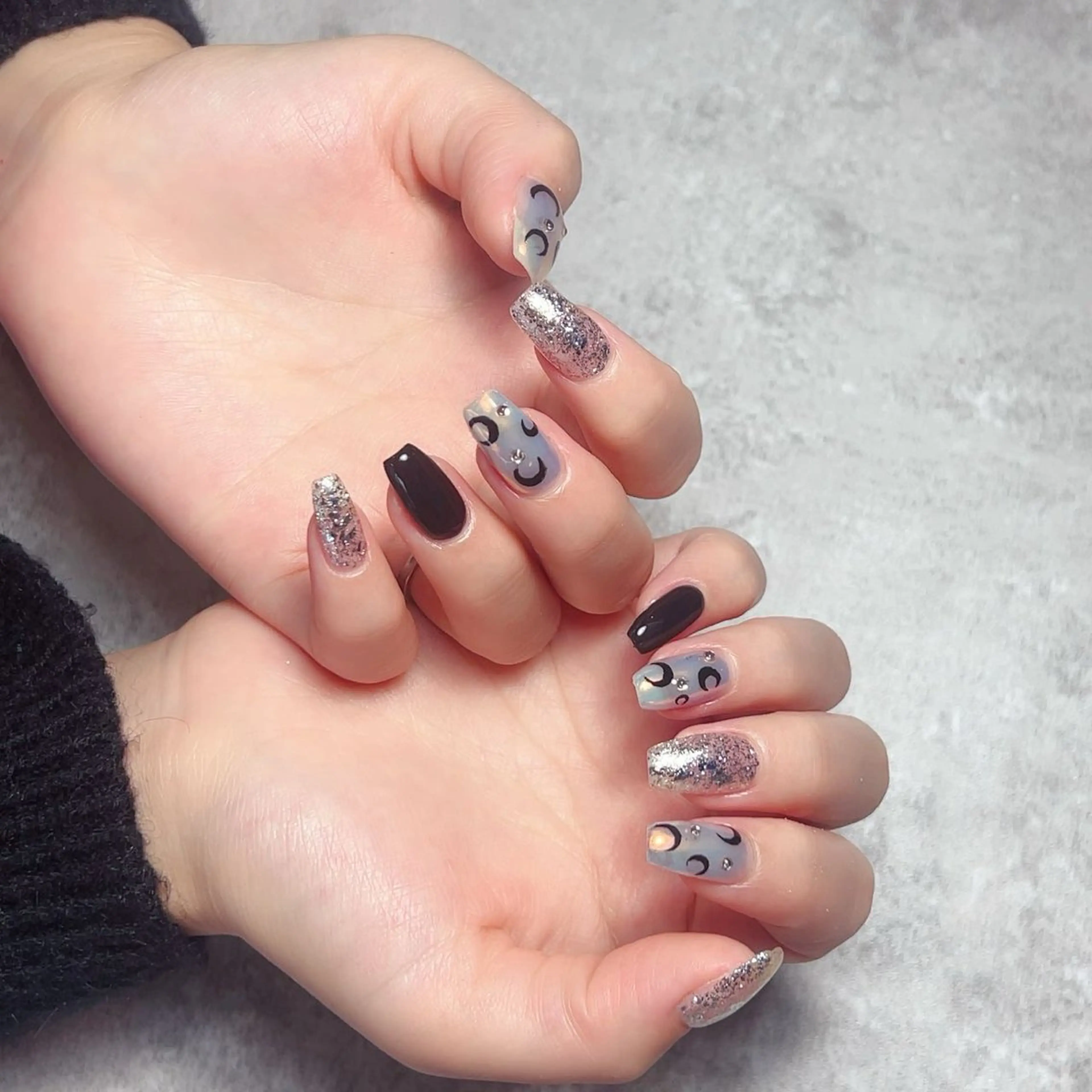 ミディアム ハンドネイル めぐみのネイルサロン 惠のネイルデザイン