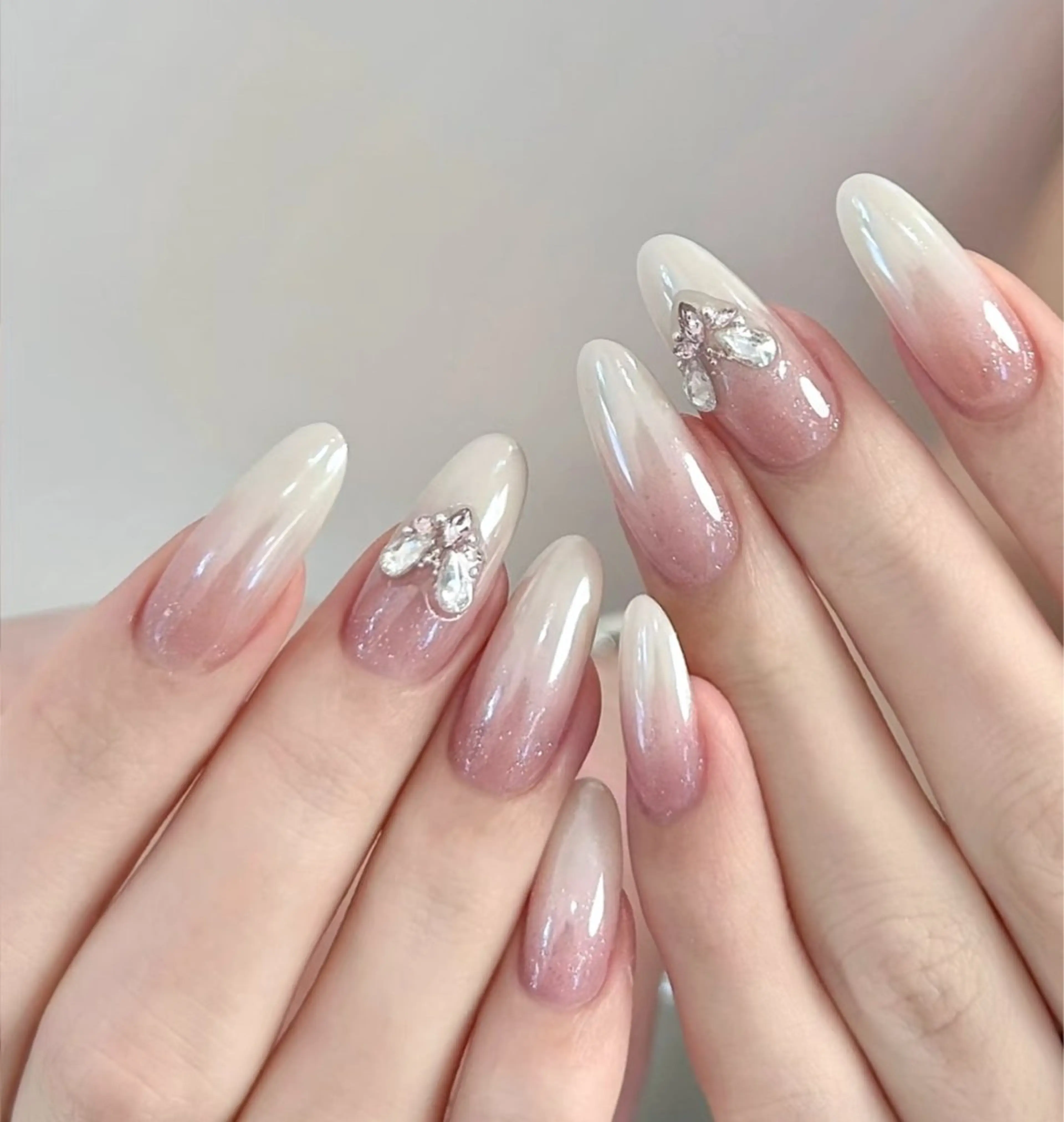 ネイル アートネイル オーロラネイル チークネイル フレンチネイル ガラスフレンチ ハンドネイル 🎀🎀YooLi Nail Salonのネイルデザイン