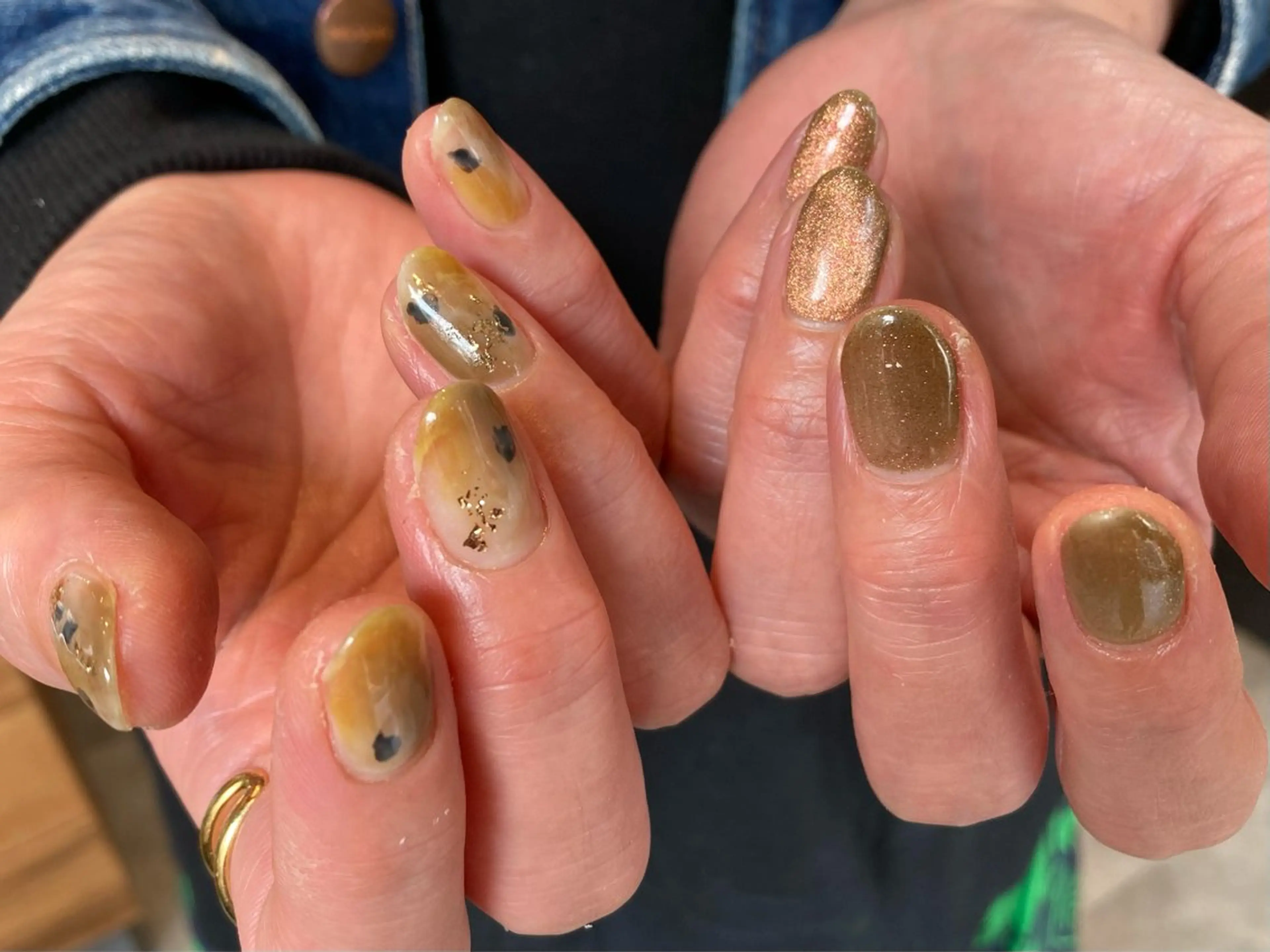 ネイル ハンドネイル shio ♡ 1月予約受付中のネイルデザイン