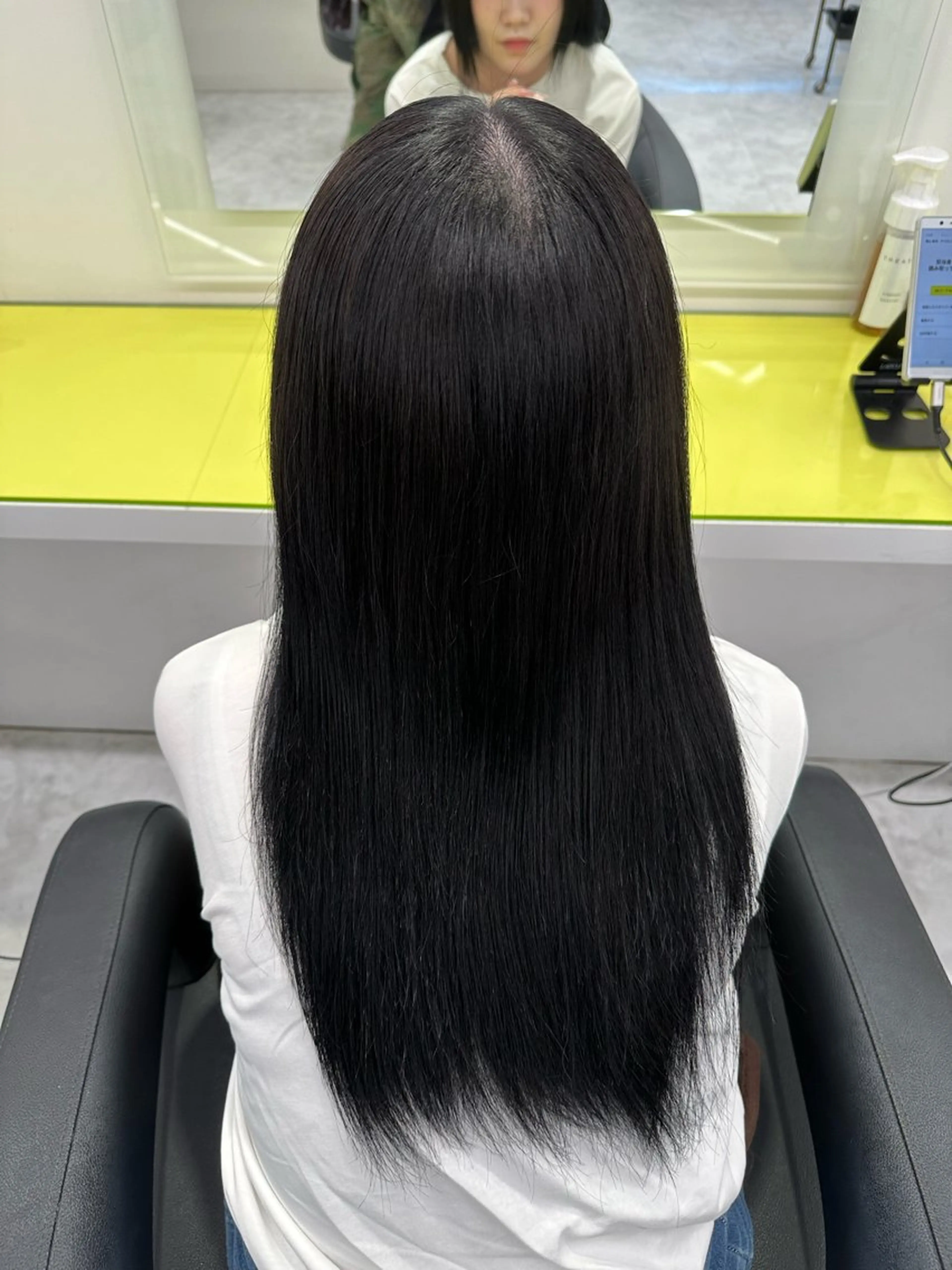 ロング ヘアカラー トリートメント 🩵ダメージレス艶感 ハイトーン🩷のヘアスタイル