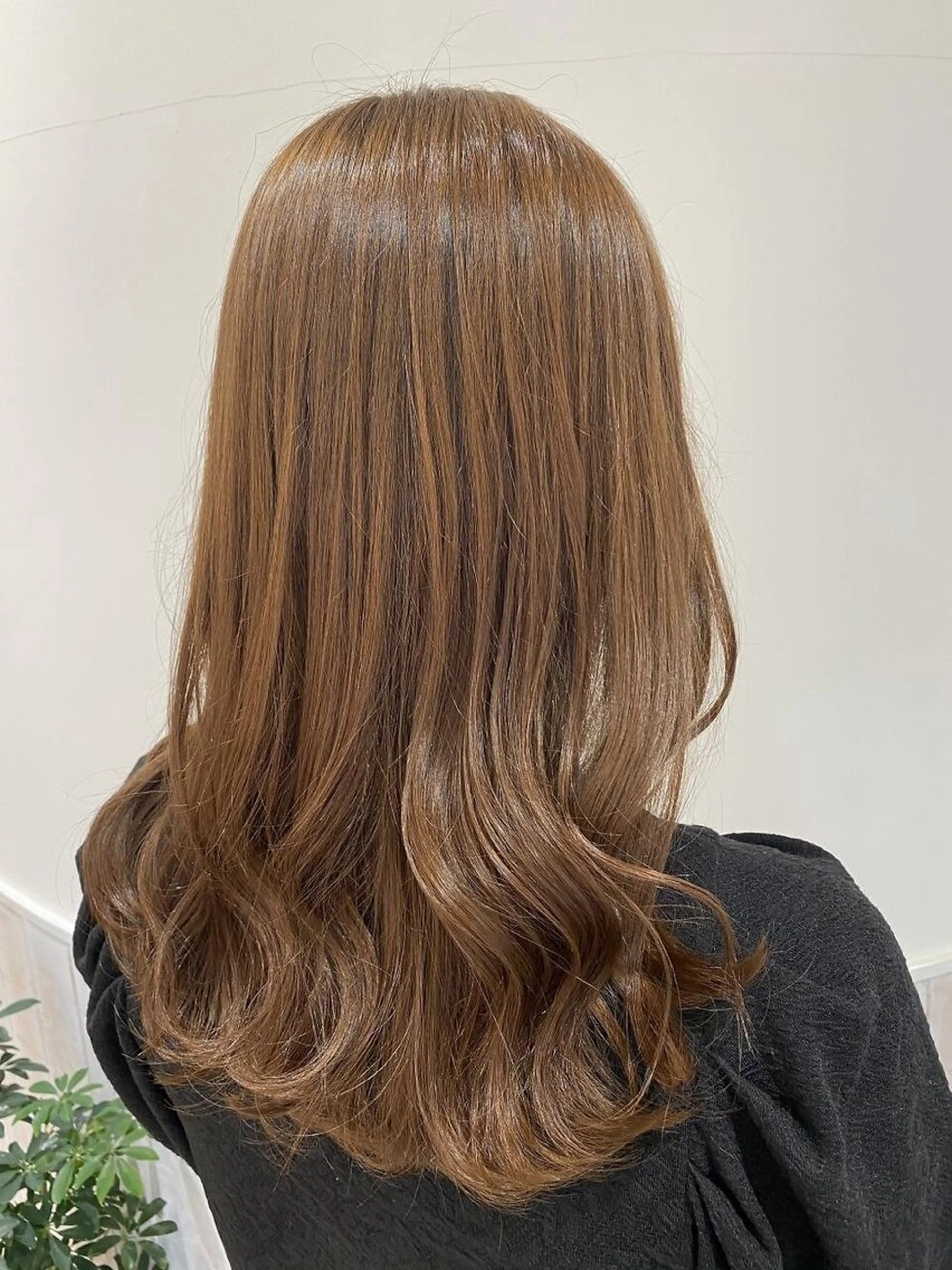 ロング カラー キッズ ベージュカラー 透け感カラー🌿 小島 りなのヘアスタイル