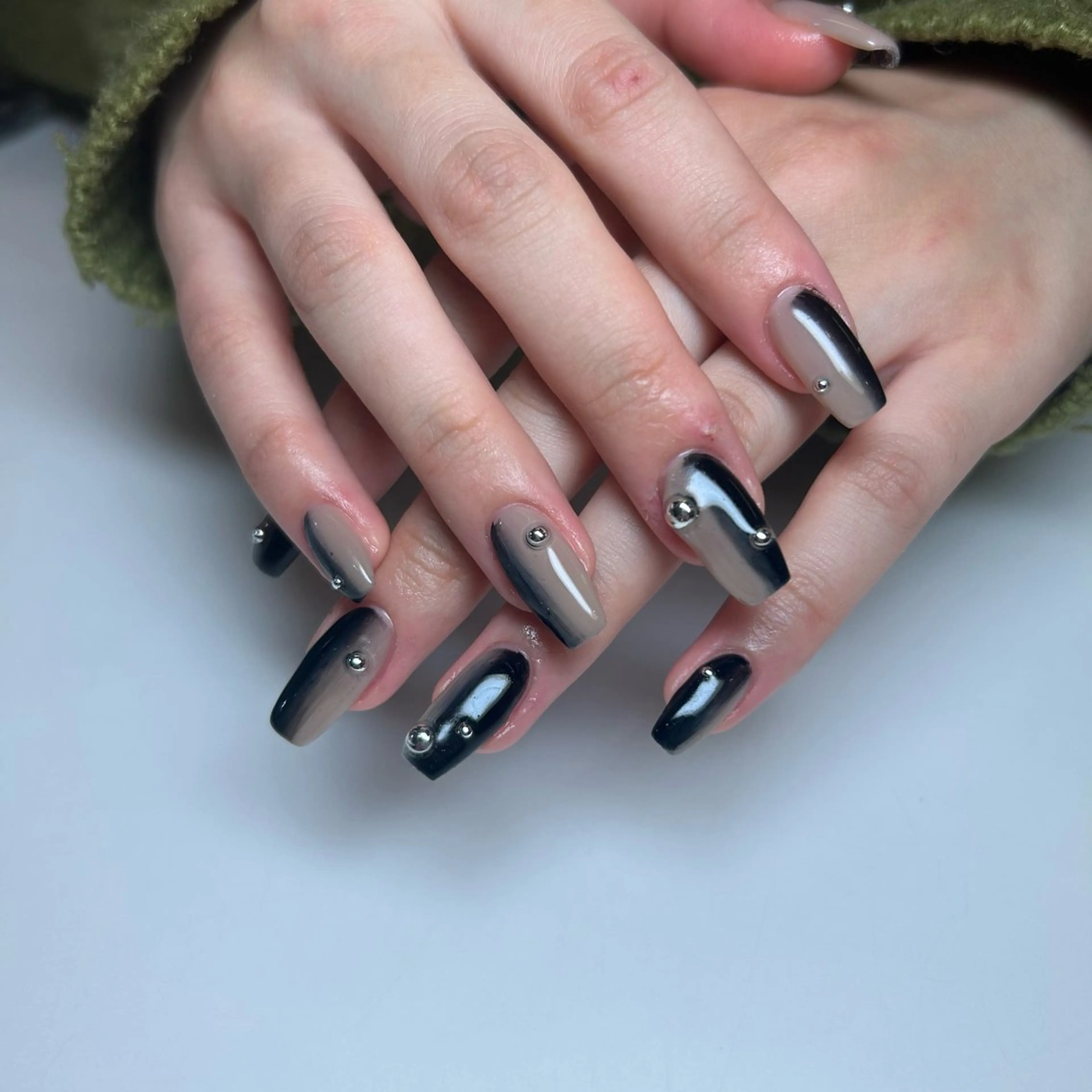 ネイル グラデーション ハンドネイル 恒川 みなみのネイルデザイン