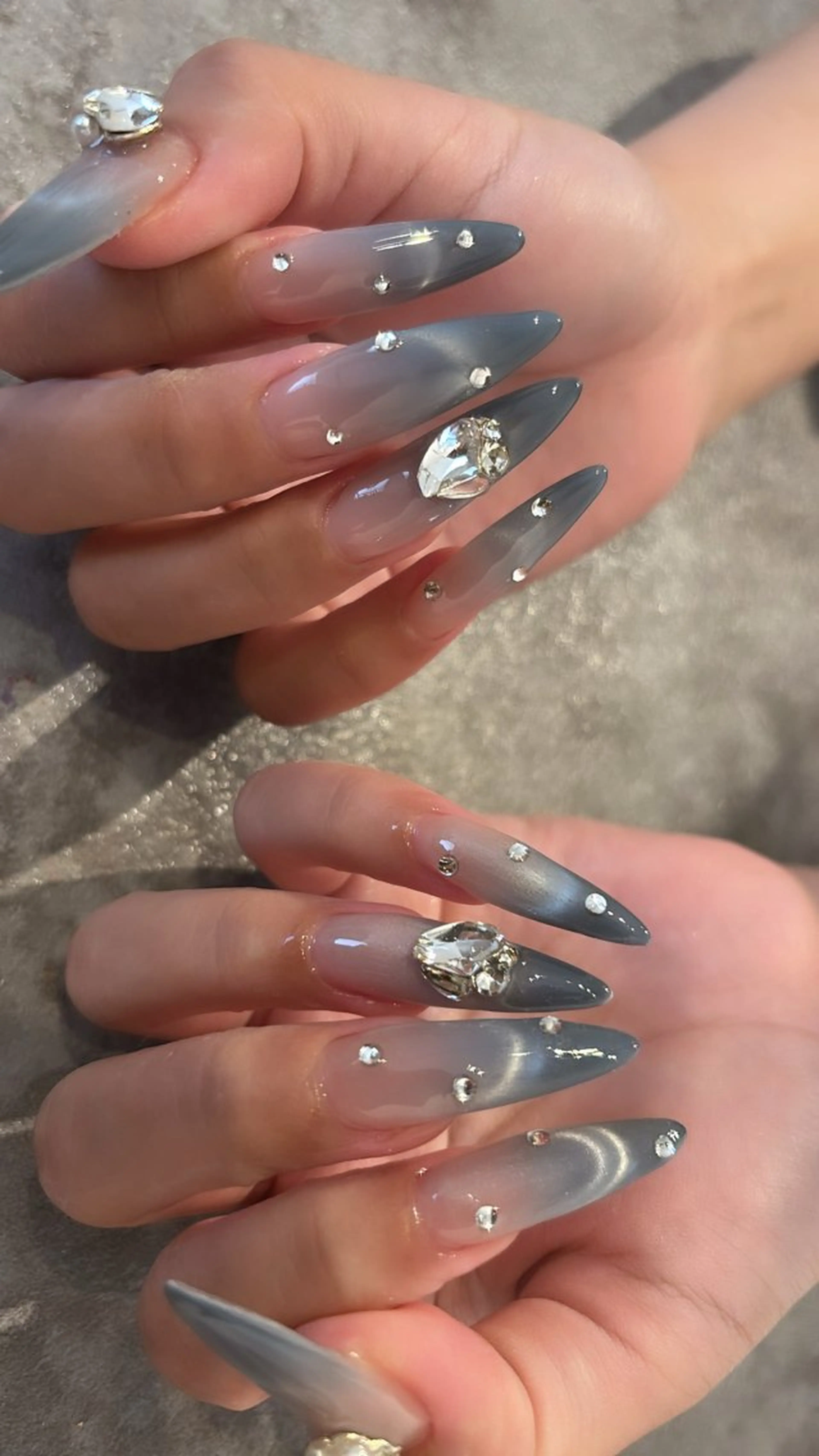 ネイル Mignon所属・Mignon 、のネイルデザイン