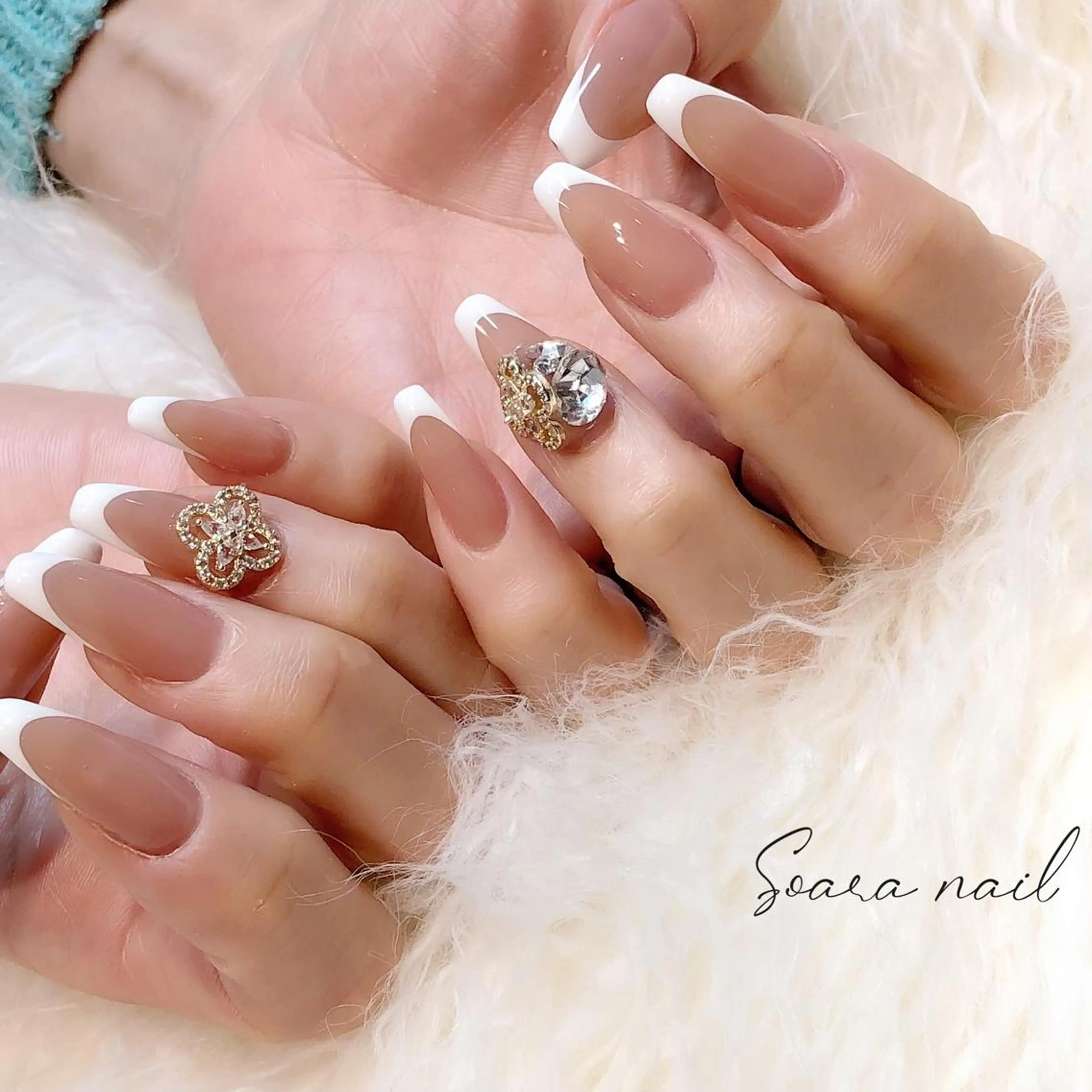 ネイル フレンチネイル ハンドネイル Salon Cleve所属・T. maoのネイルデザイン