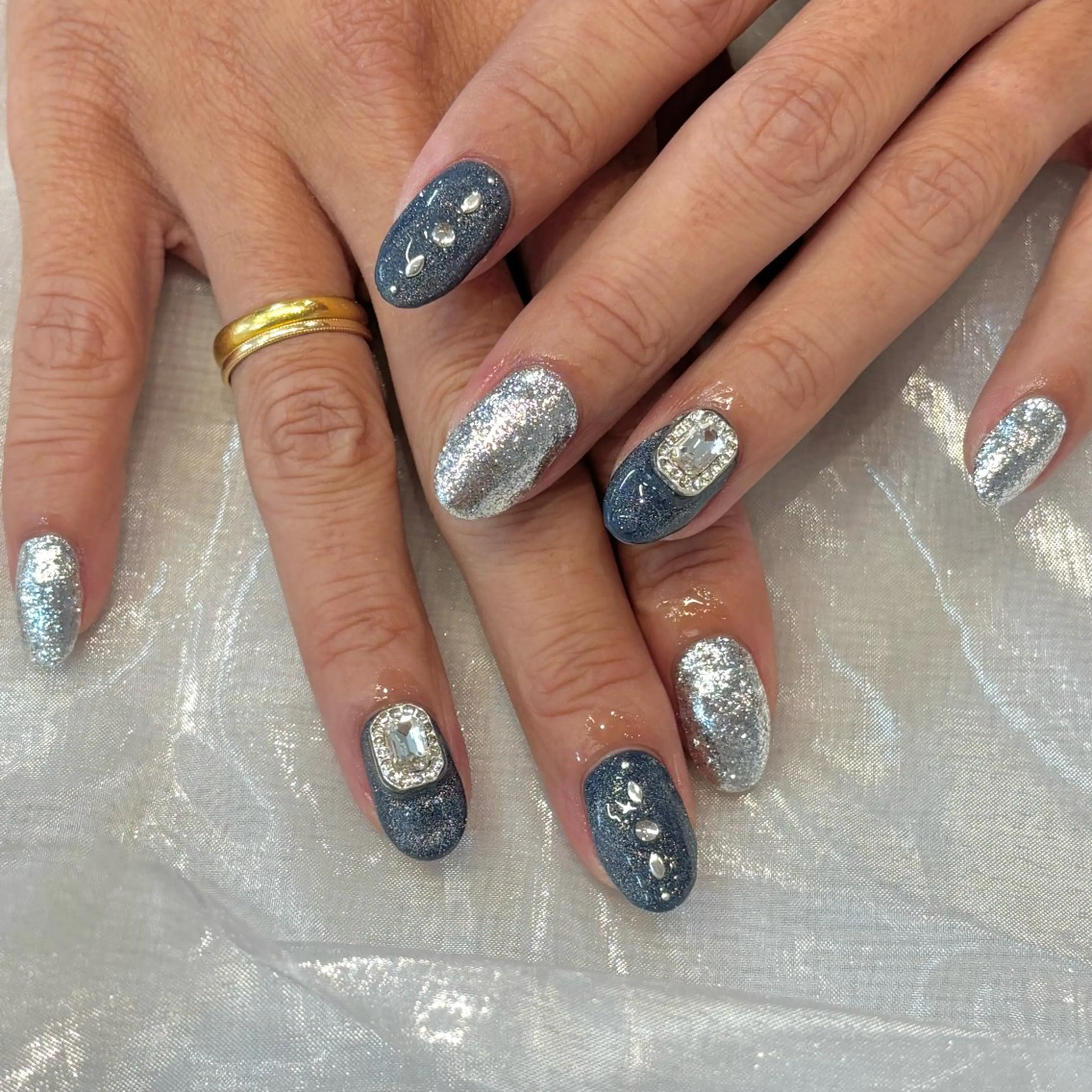 ネイル ジェルネイル キラキラネイル ラメ(グリッター) マグネットネイル ハンドネイル Chipie_ ayanoのネイルデザイン