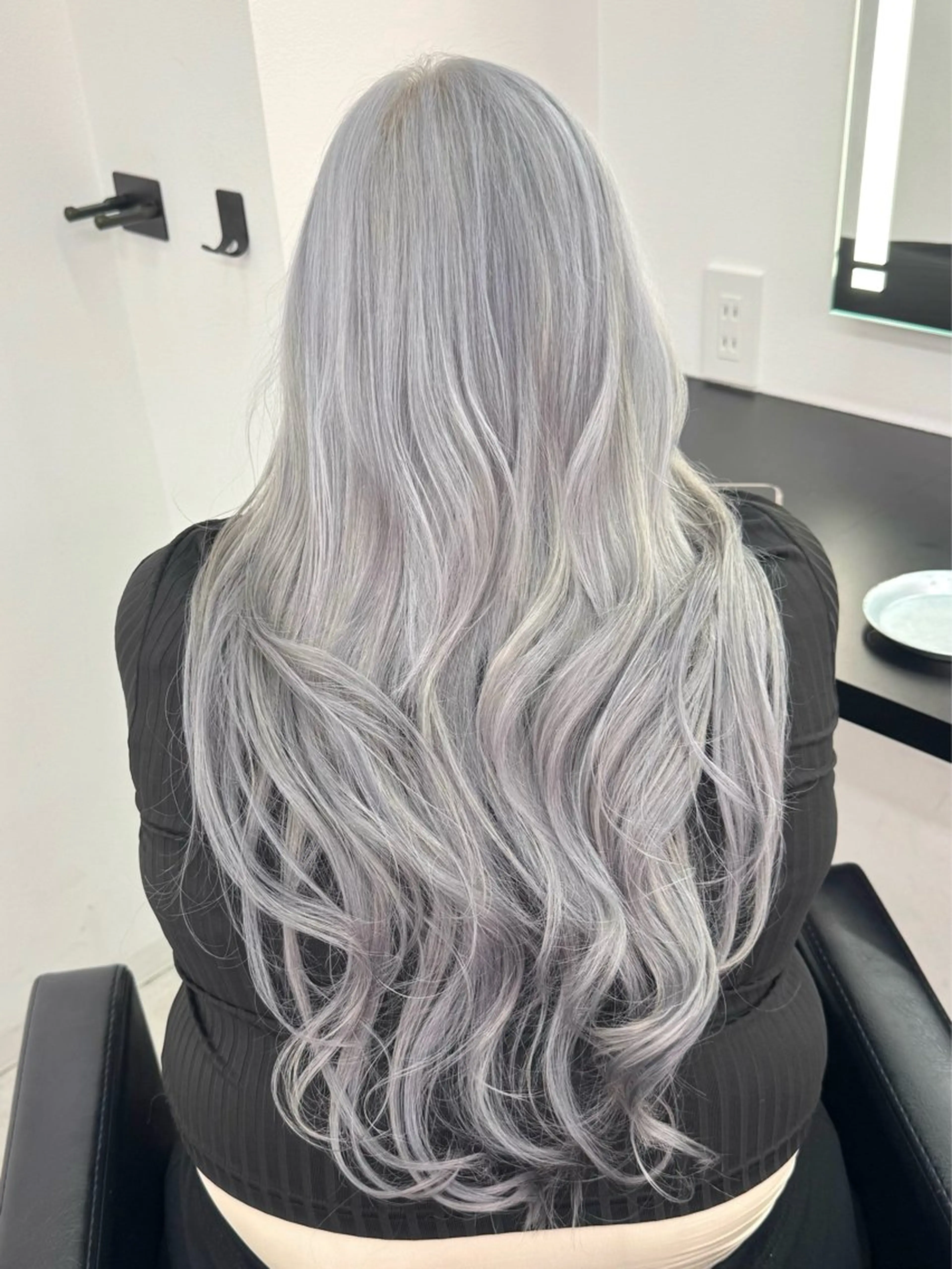 ロング カラー ブリーチ ダブルカラー ロング トリートメント EGO池袋所属・池袋/カラー/ shuのヘアスタイル