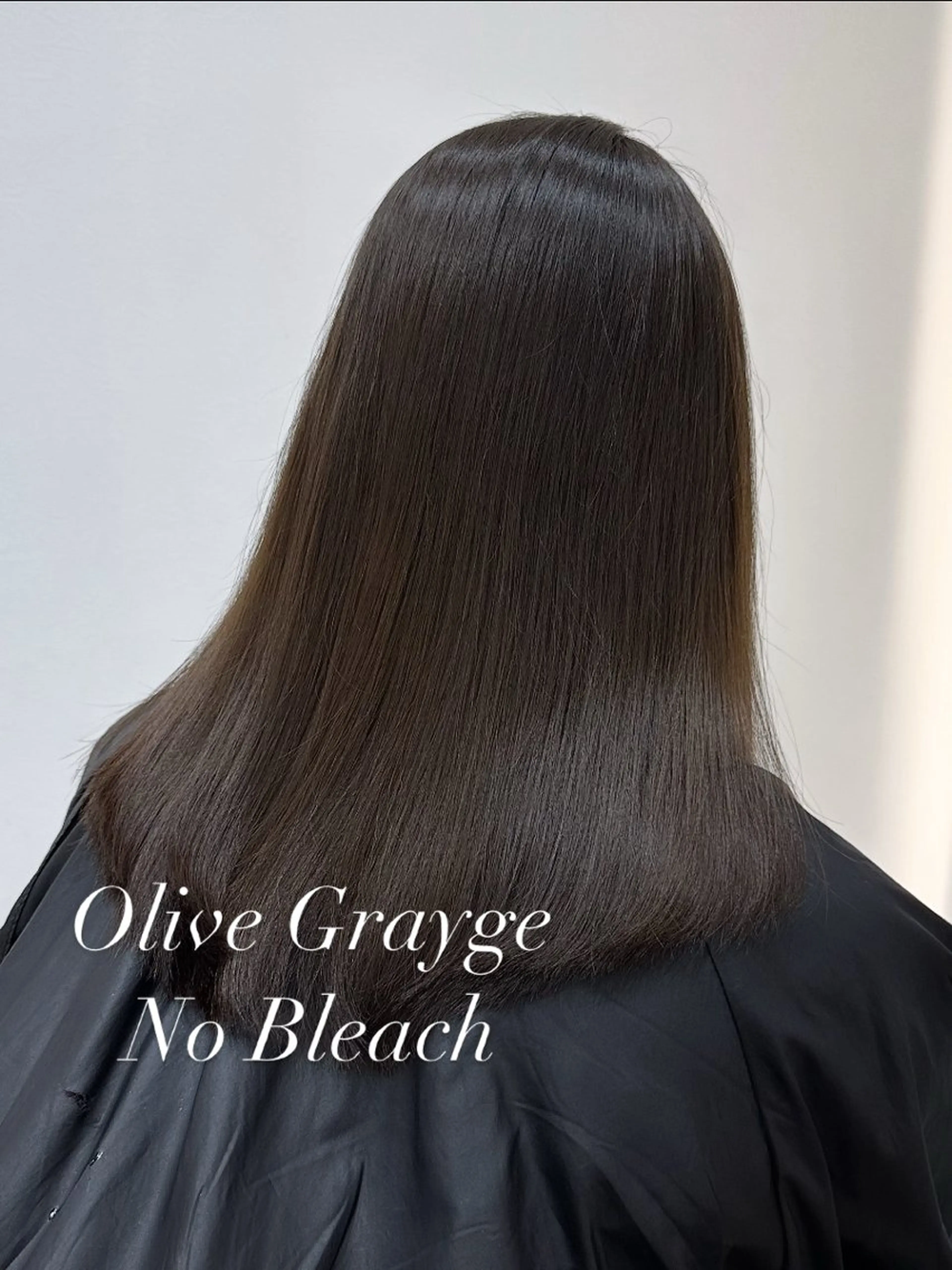 セミロング カラー 赤み消し/オリーブ カーキ/福田れんのヘアスタイル