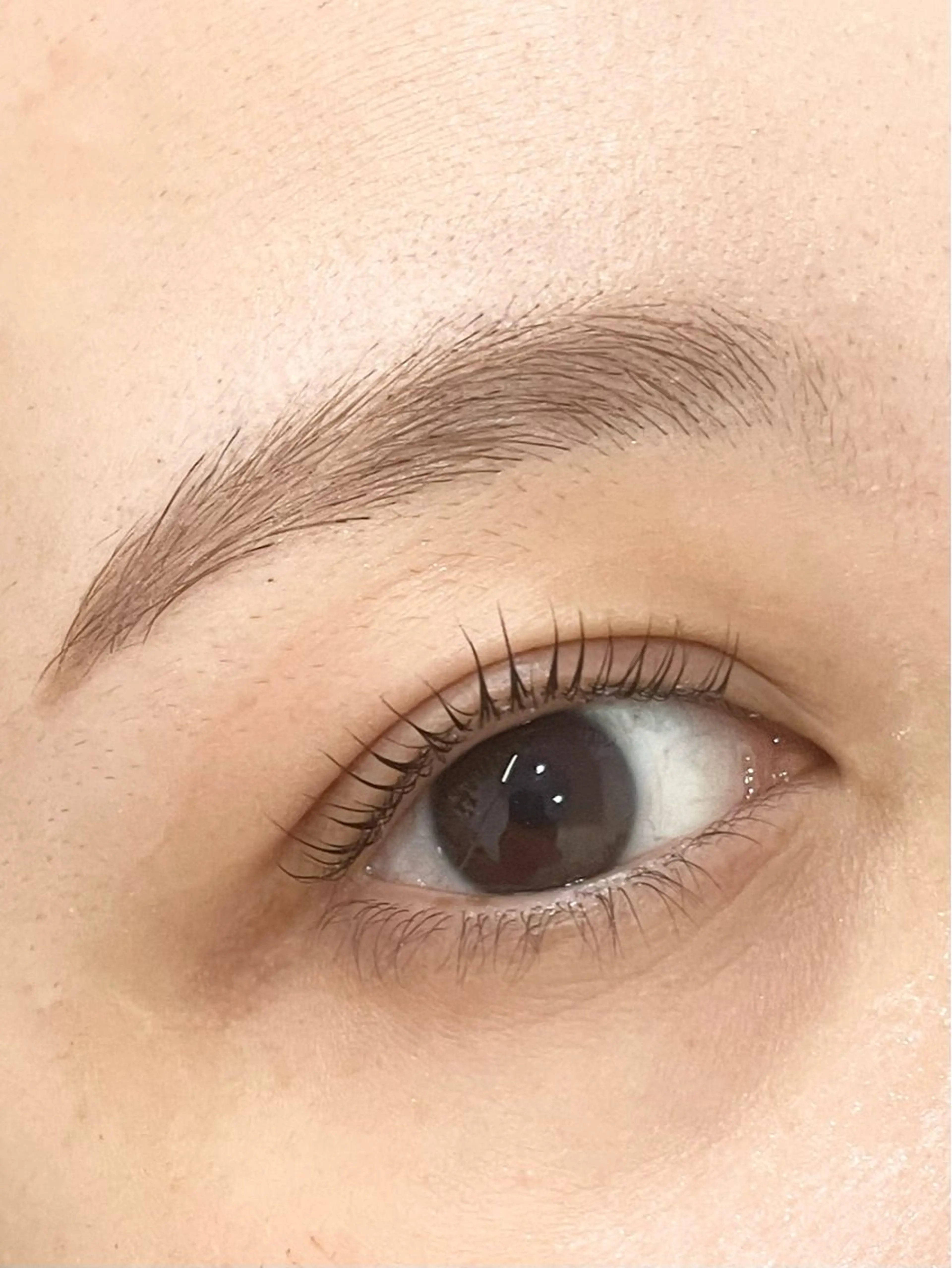 アイブロウ 菅原 花菜美のマツエク・マツパデザイン