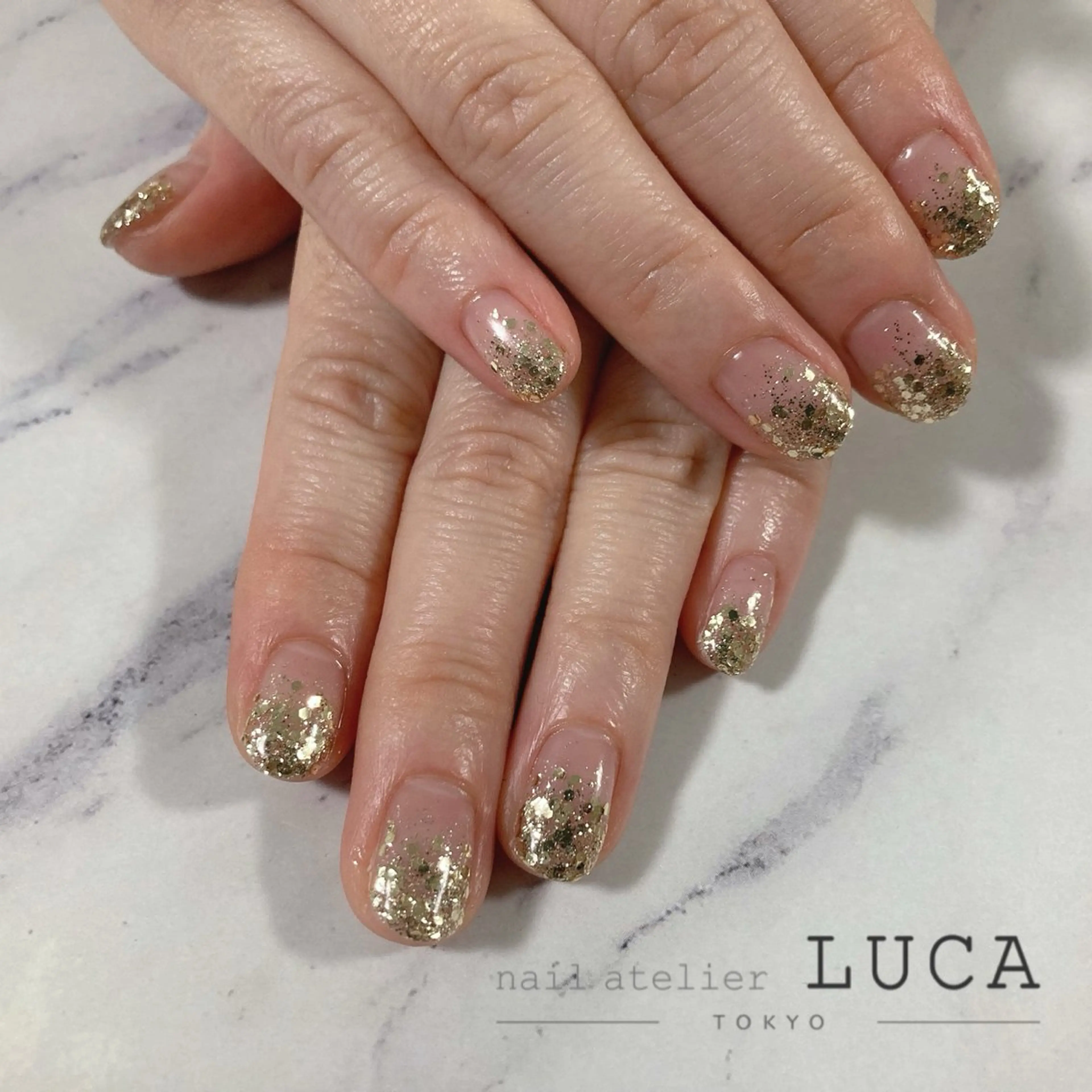 ネイル フレンチネイル ジェルネイル ゴールド ラメ(グリッター) パラジェル ネイルアトリエルカ 米原のネイルデザイン