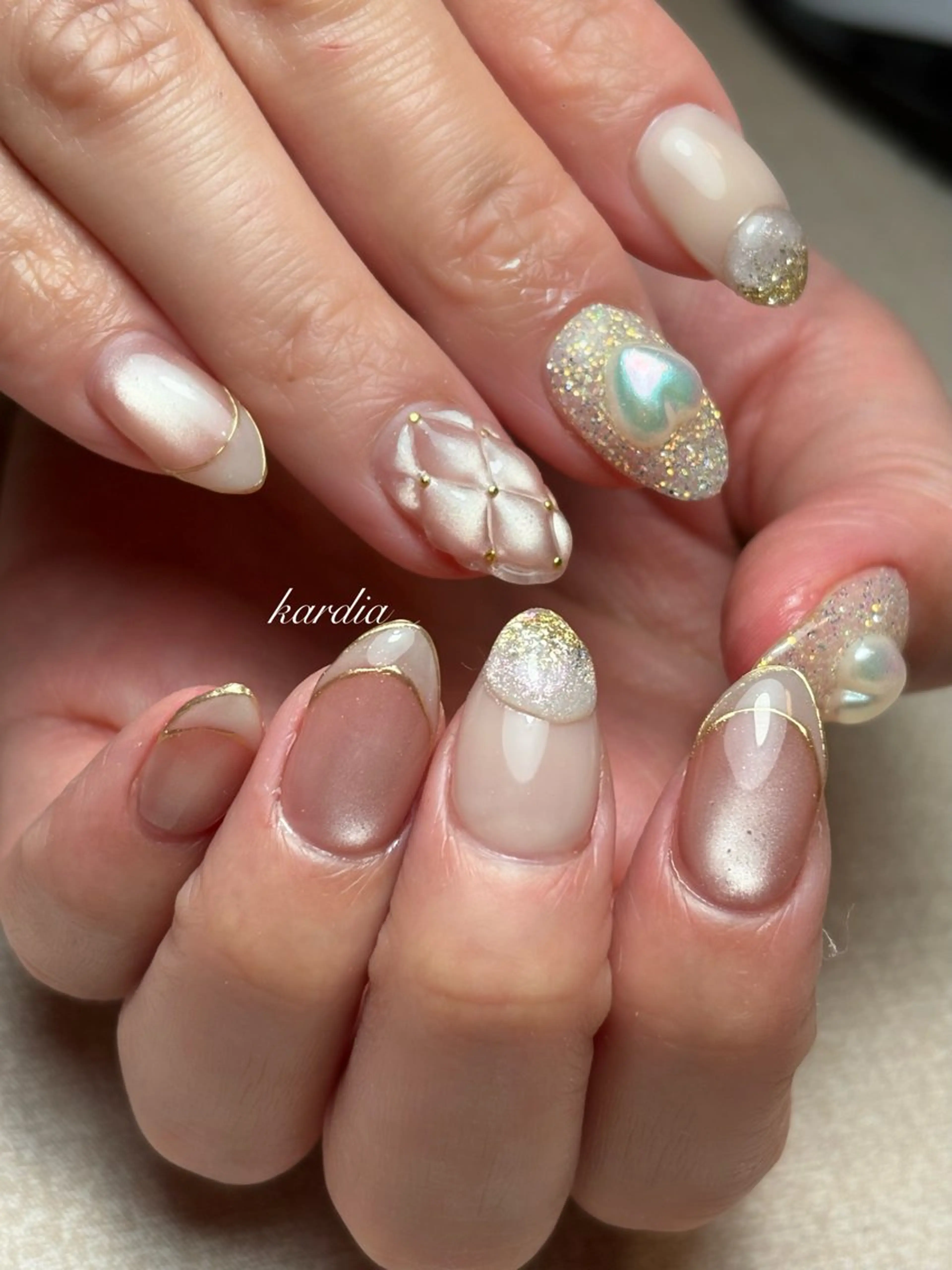 ネイル ハンドネイル καρδιά -ｶﾙﾃﾞｨｱ-のネイルデザイン