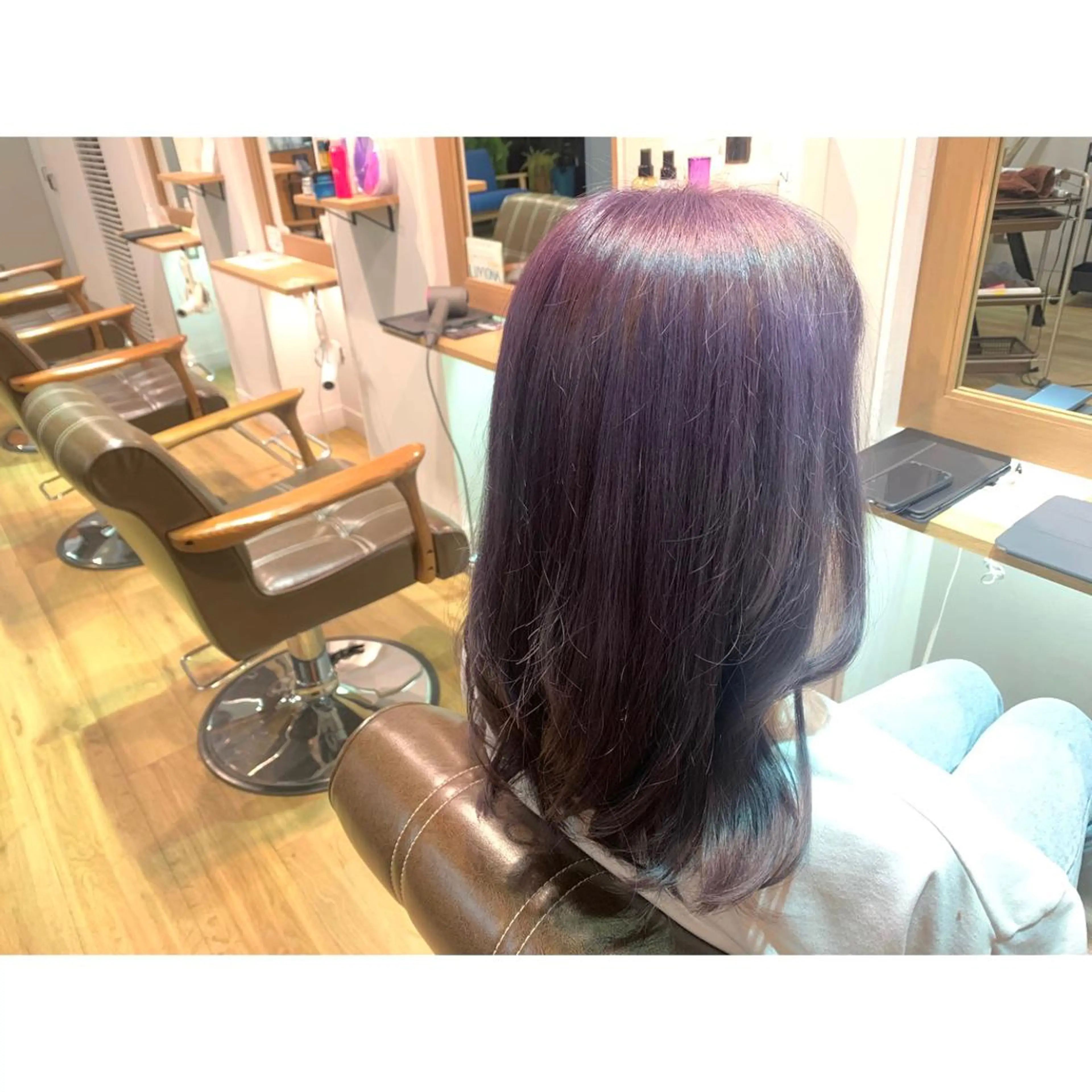 ロング カラー アッシュ パープルカラー パープルアッシュ ヘアカラー トリートメント ツキダテ ユイのヘアスタイル