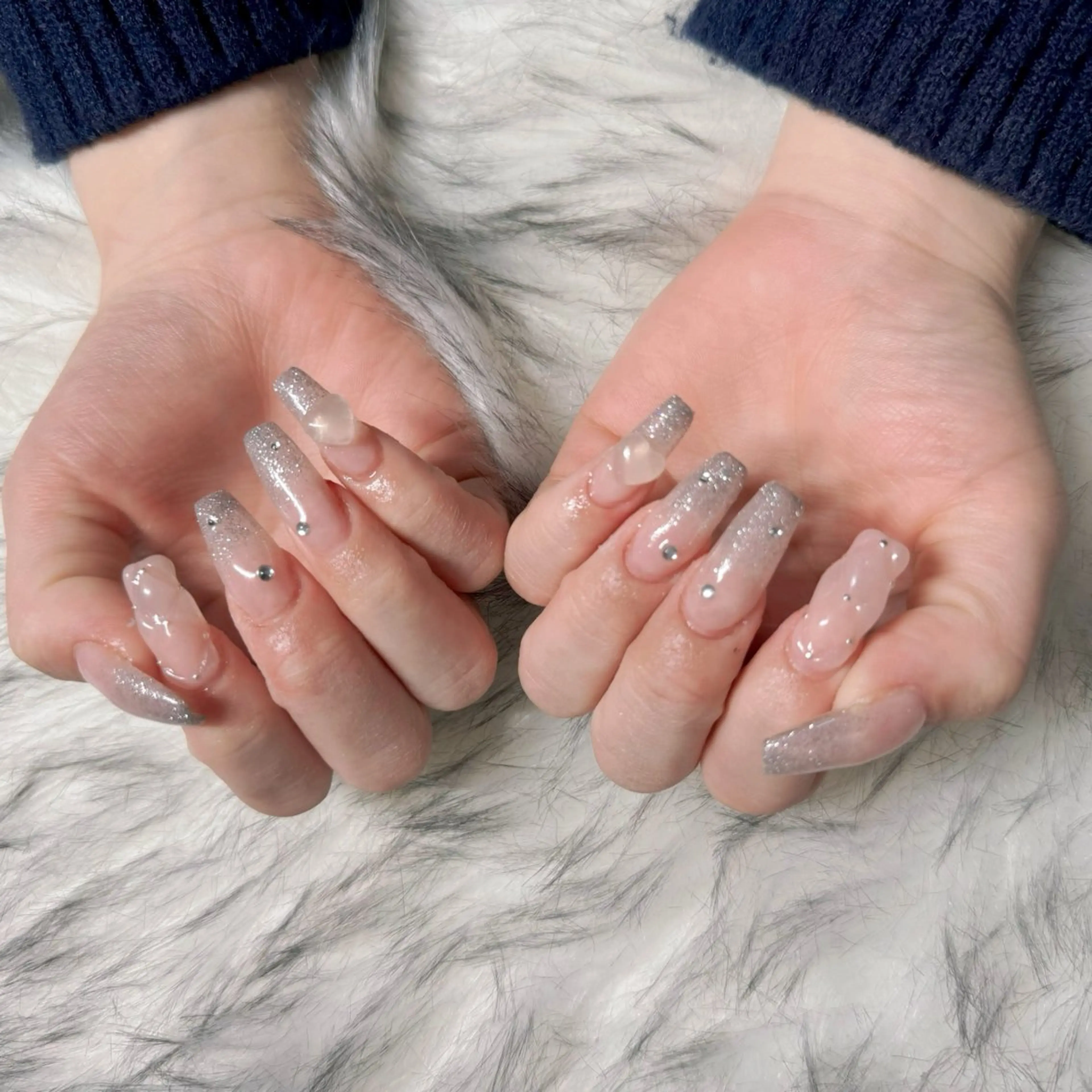 ロング ハンドネイル mao .のネイルデザイン