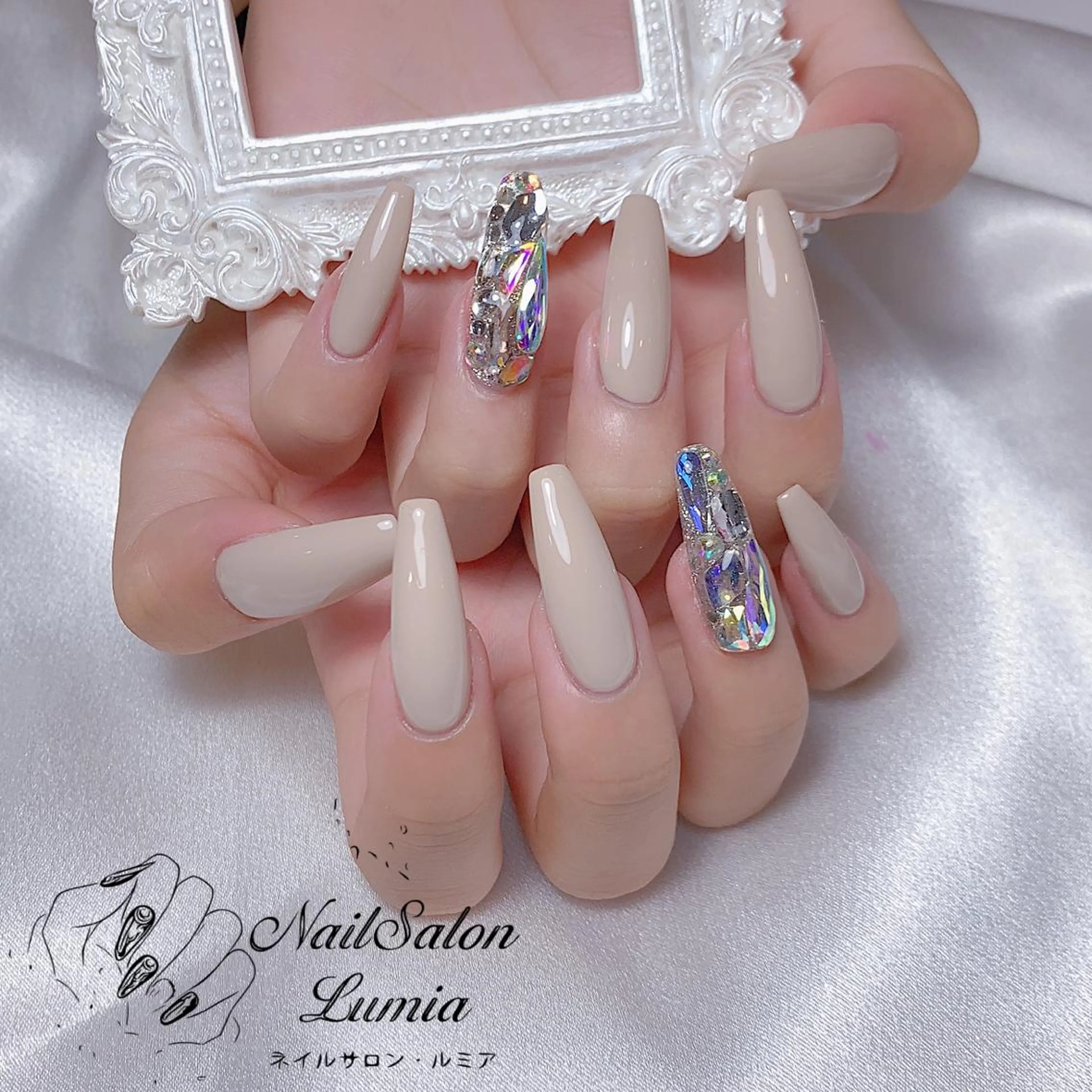 ネイル ハンドネイル ネイルサロン ルミア Lumia 店長のネイルデザイン