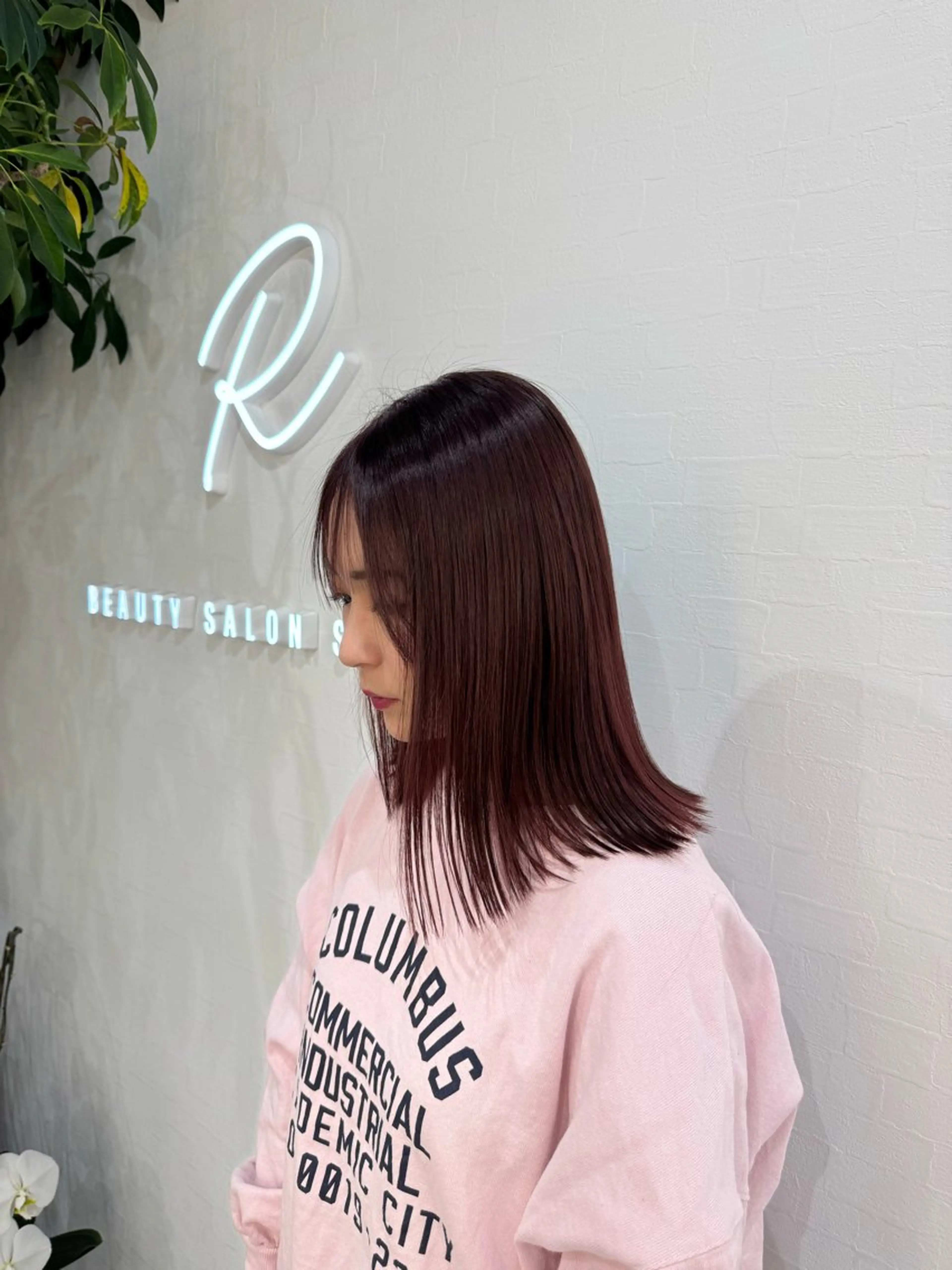 ミディアム ヘアカラー R BEAUTY MAIのヘアスタイル