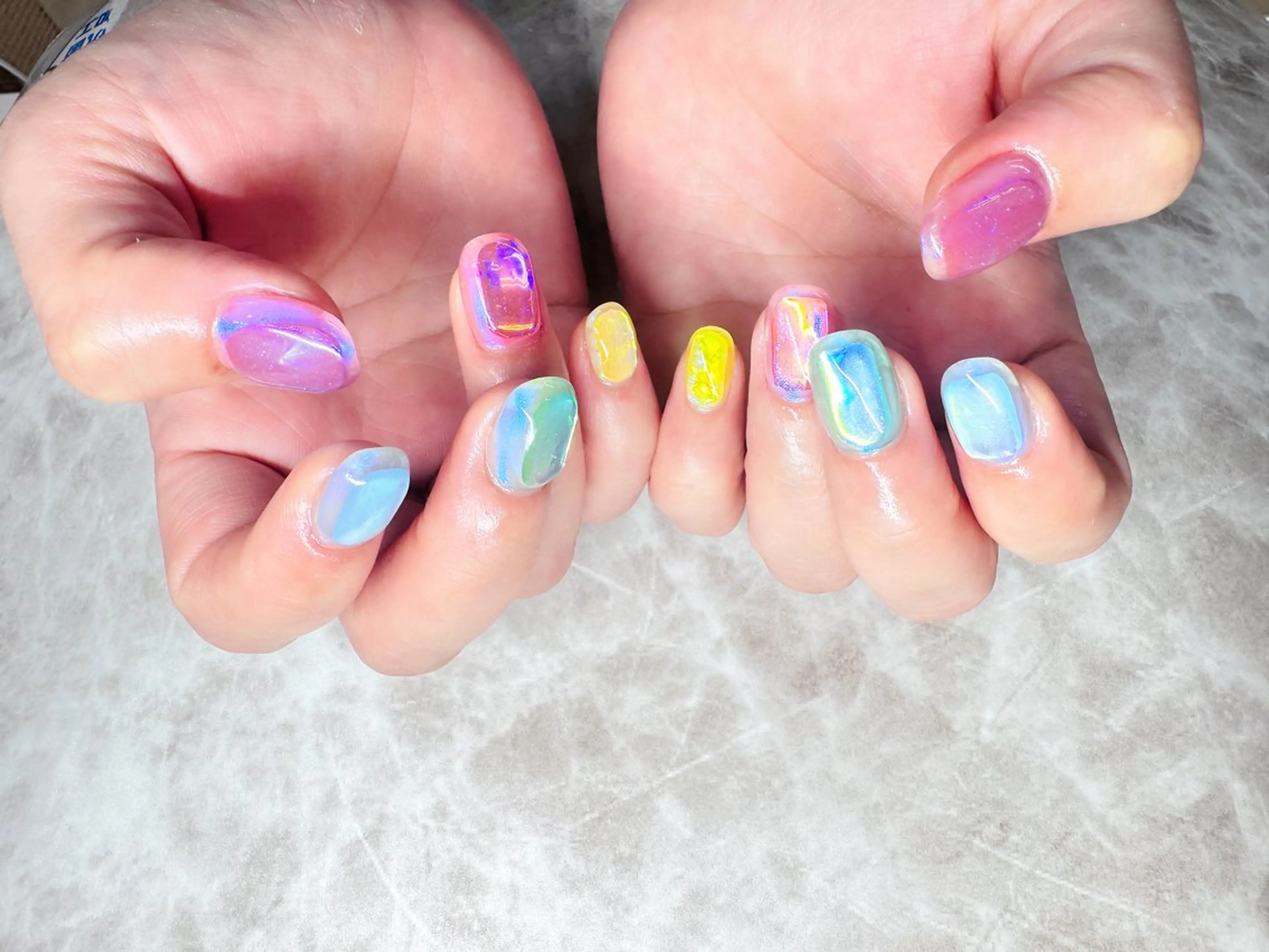 ★SNSで話題★うるうるの氷ネイル+3Dオーロラ熊2粒 プレゼントの写真