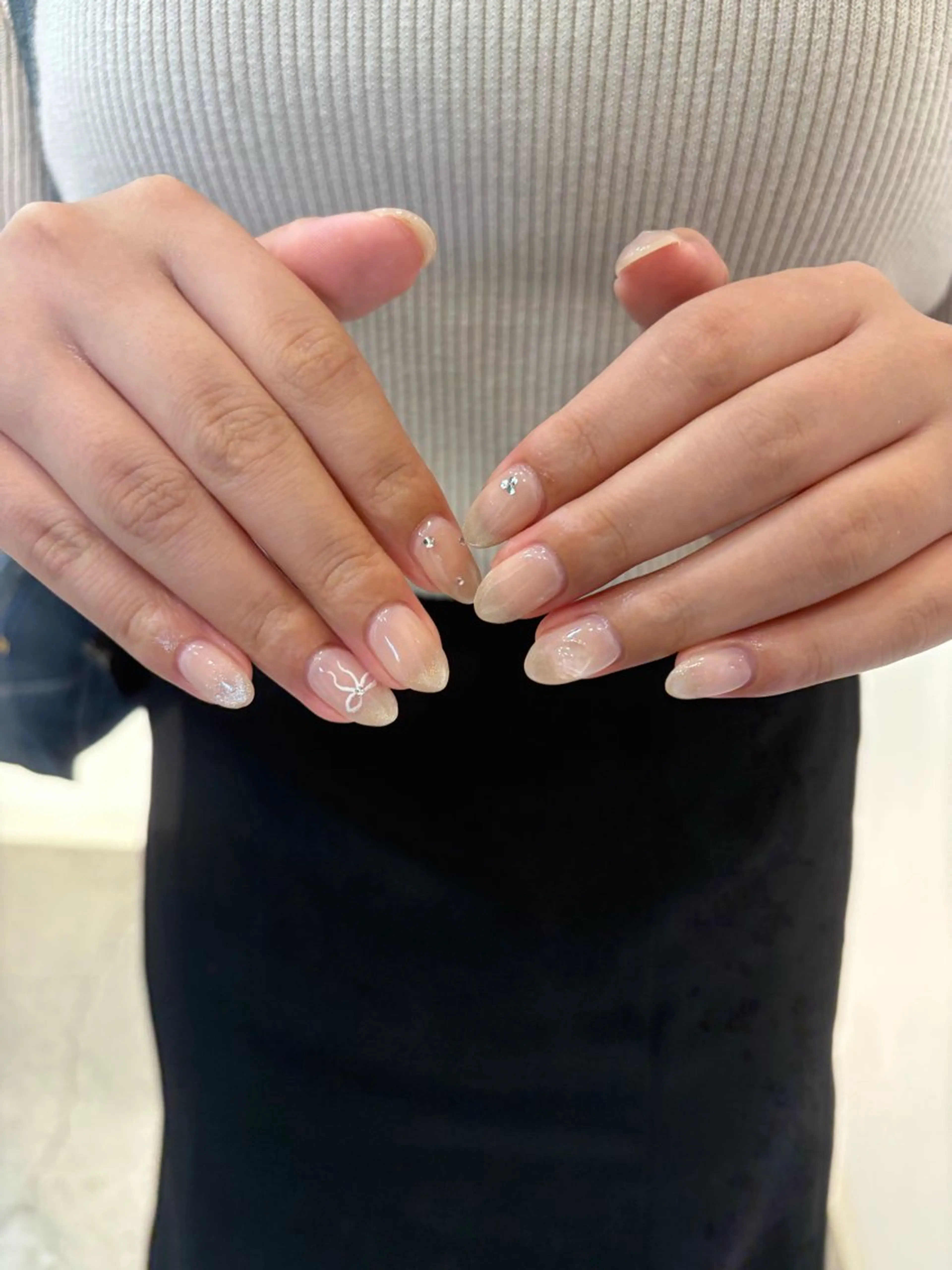 ネイル whitepaper 🎀airiのネイルデザイン