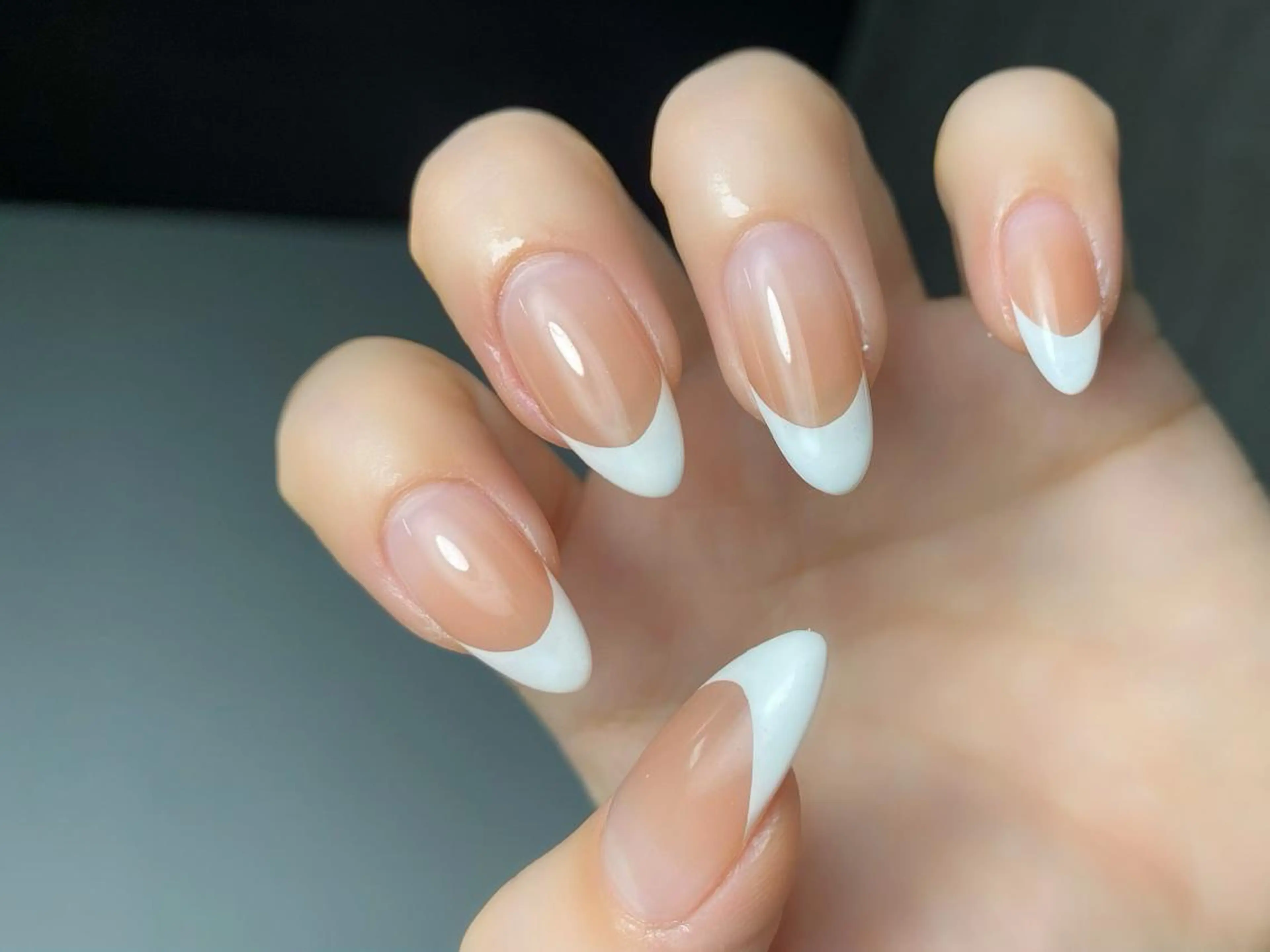 ネイル マツエク・マツパ フレンチネイル ハンドネイル GRANDE大須 栄/店長 aki🌙のネイルデザイン