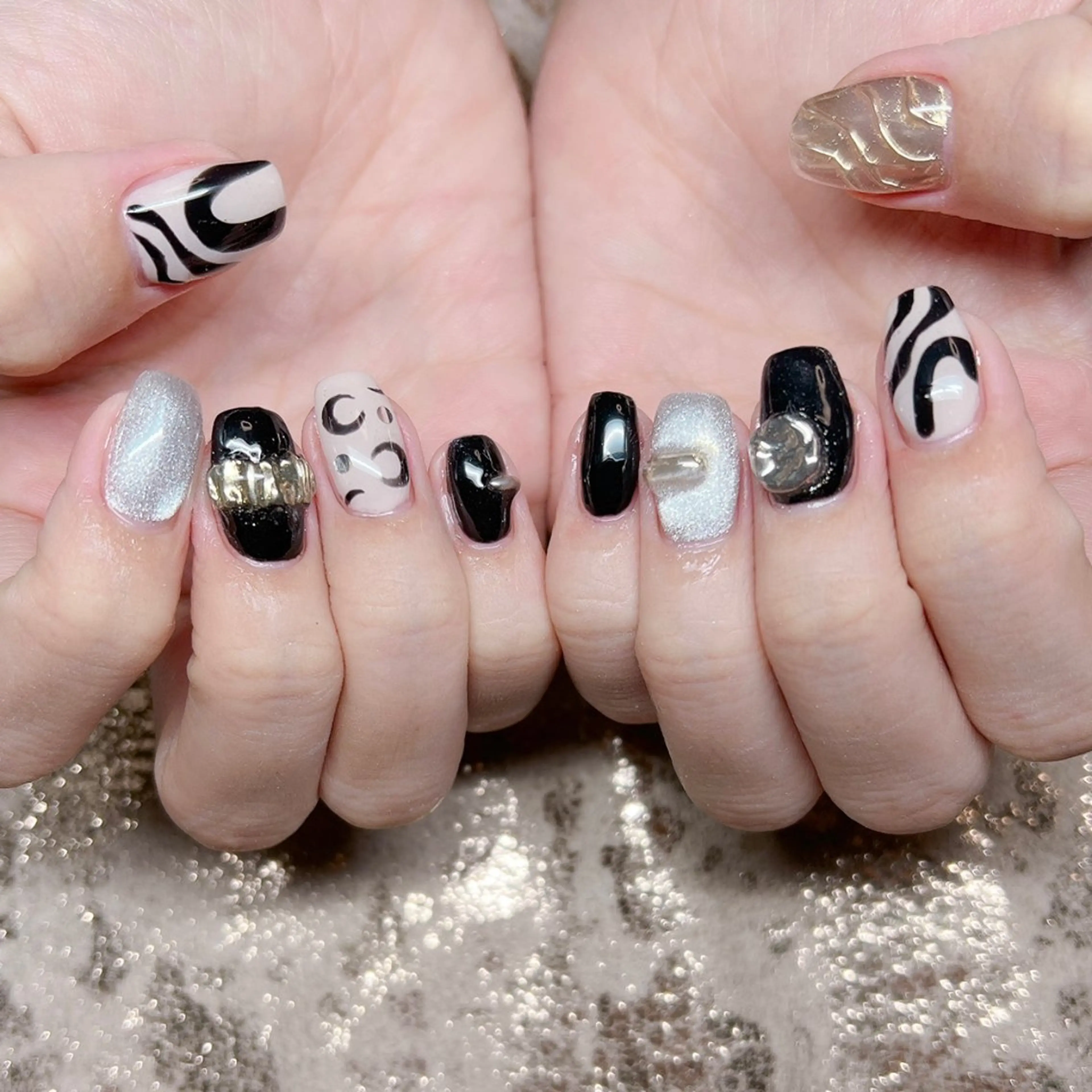 ネイル 個室ネイルサロンDolly Girl〜ドーリーガール〜所属・DollyGirl KYOKOのネイルデザイン