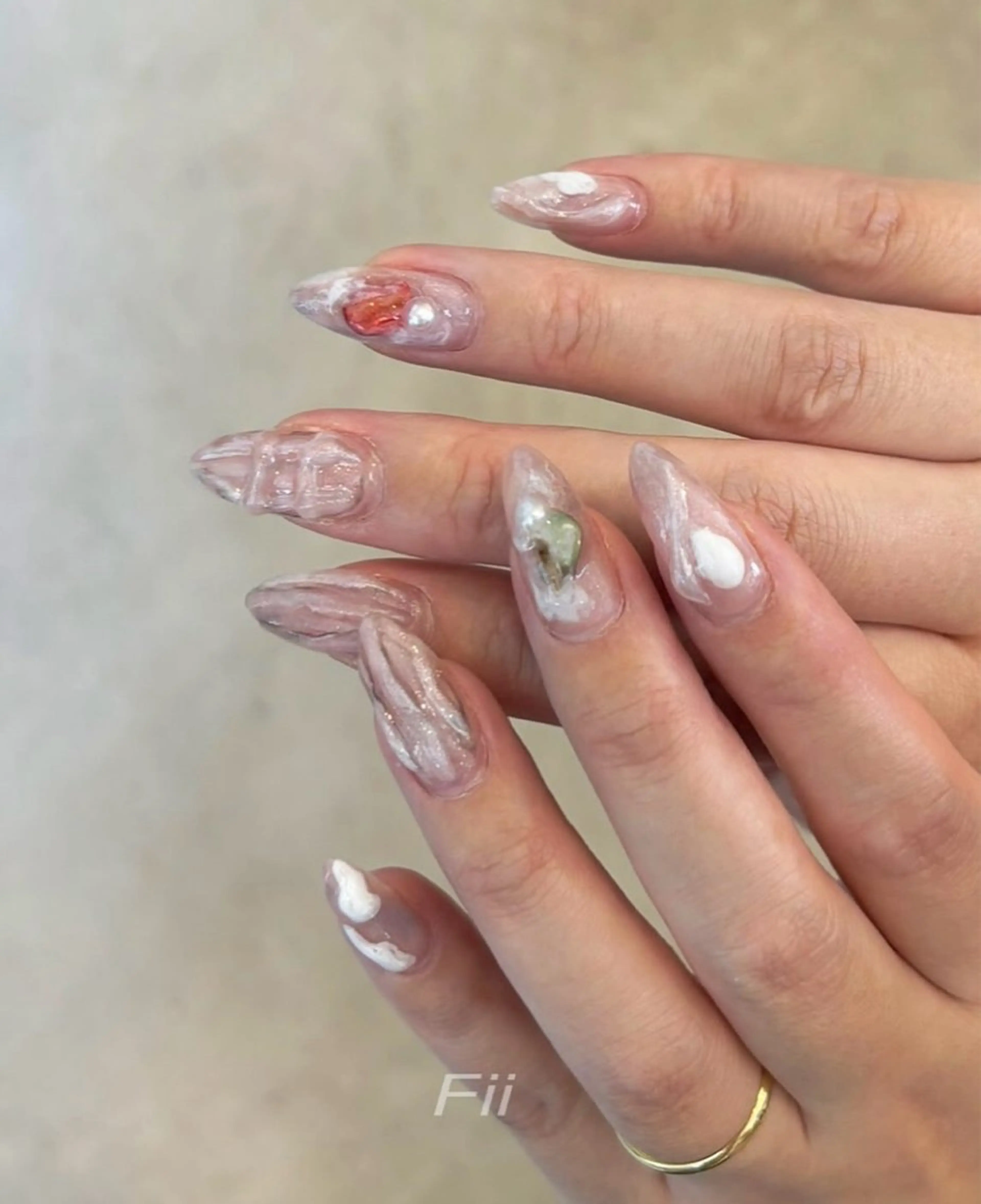 ネイル ニュアンスネイル ハンドネイル 𝐅𝐢𝐢【本町/ ネイル】Miho💜のネイルデザイン