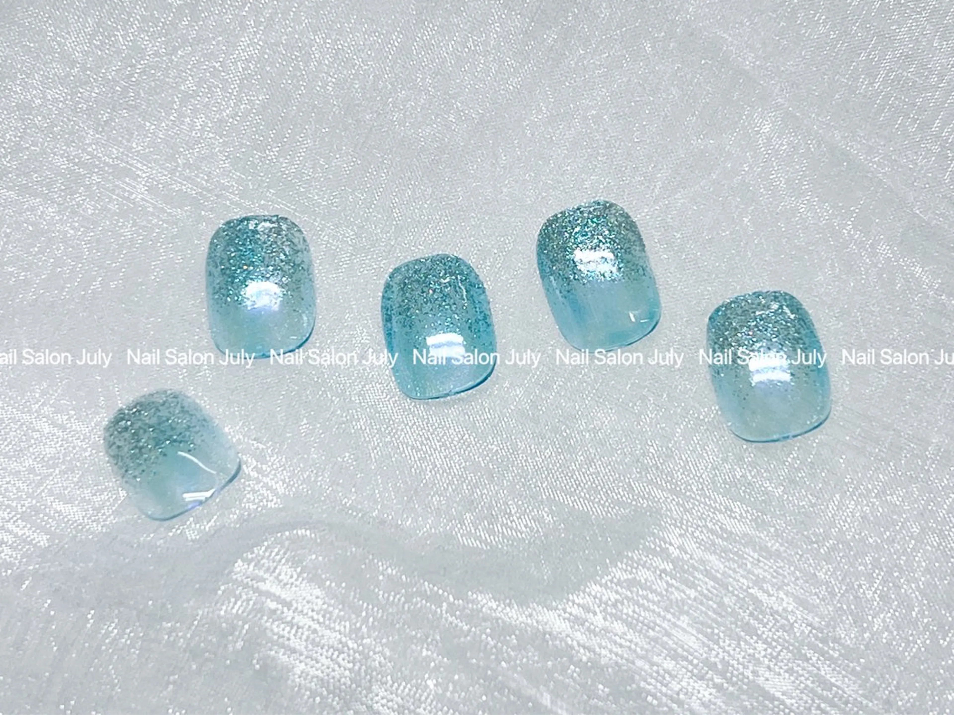 ネイル アートネイル オーロラネイル ジェルネイル ガーリー キラキラネイル July モモのネイルデザイン