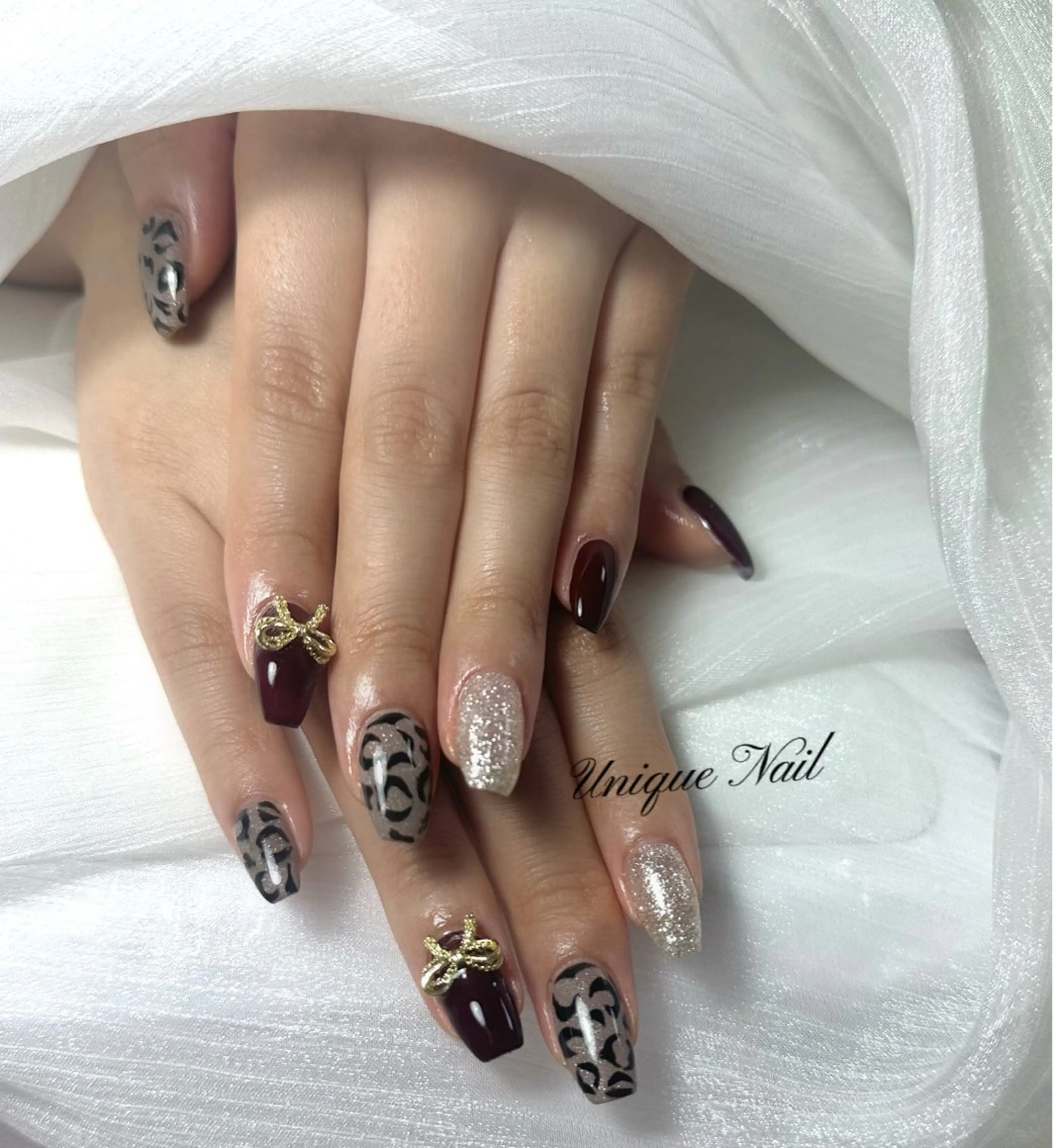 ネイル UniqueNail 長さだし専門店のネイルデザイン