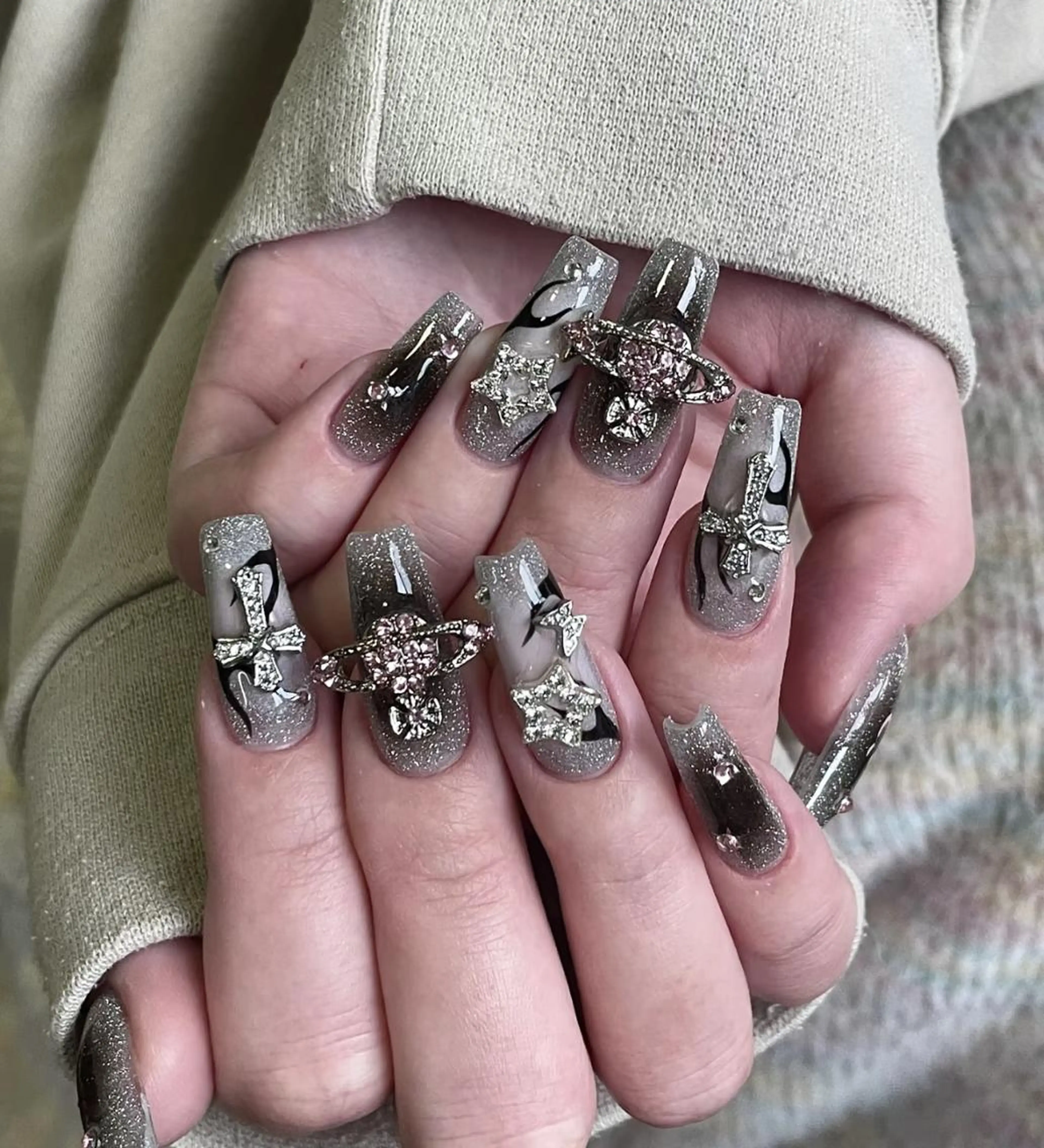 ネイル ハンドネイル 🎀 NaNa_nailのネイルデザイン