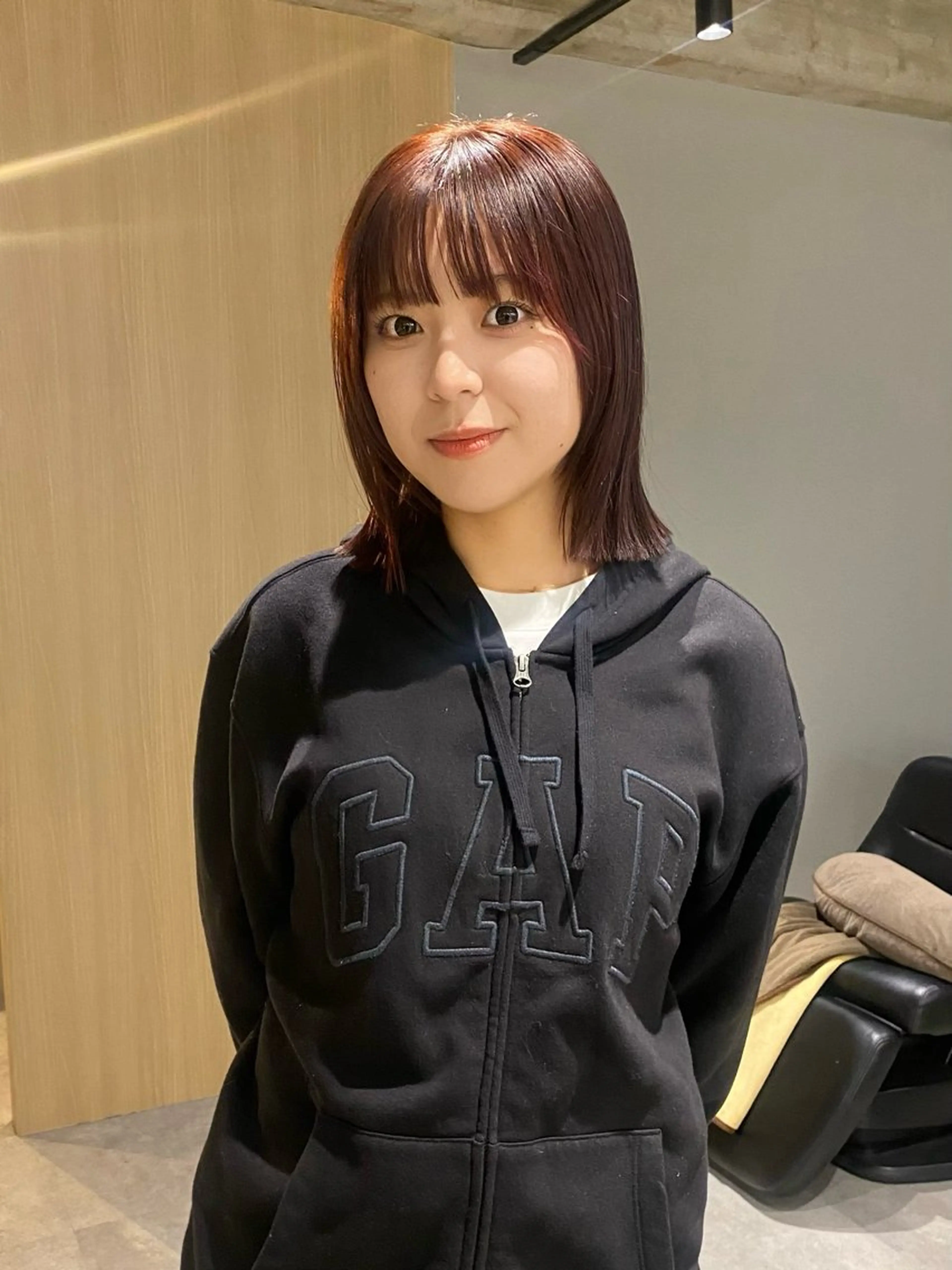 ミディアム ボブ 顔周りカット レイヤーカット juve.中央町店所属・栗林 流希のヘアスタイル